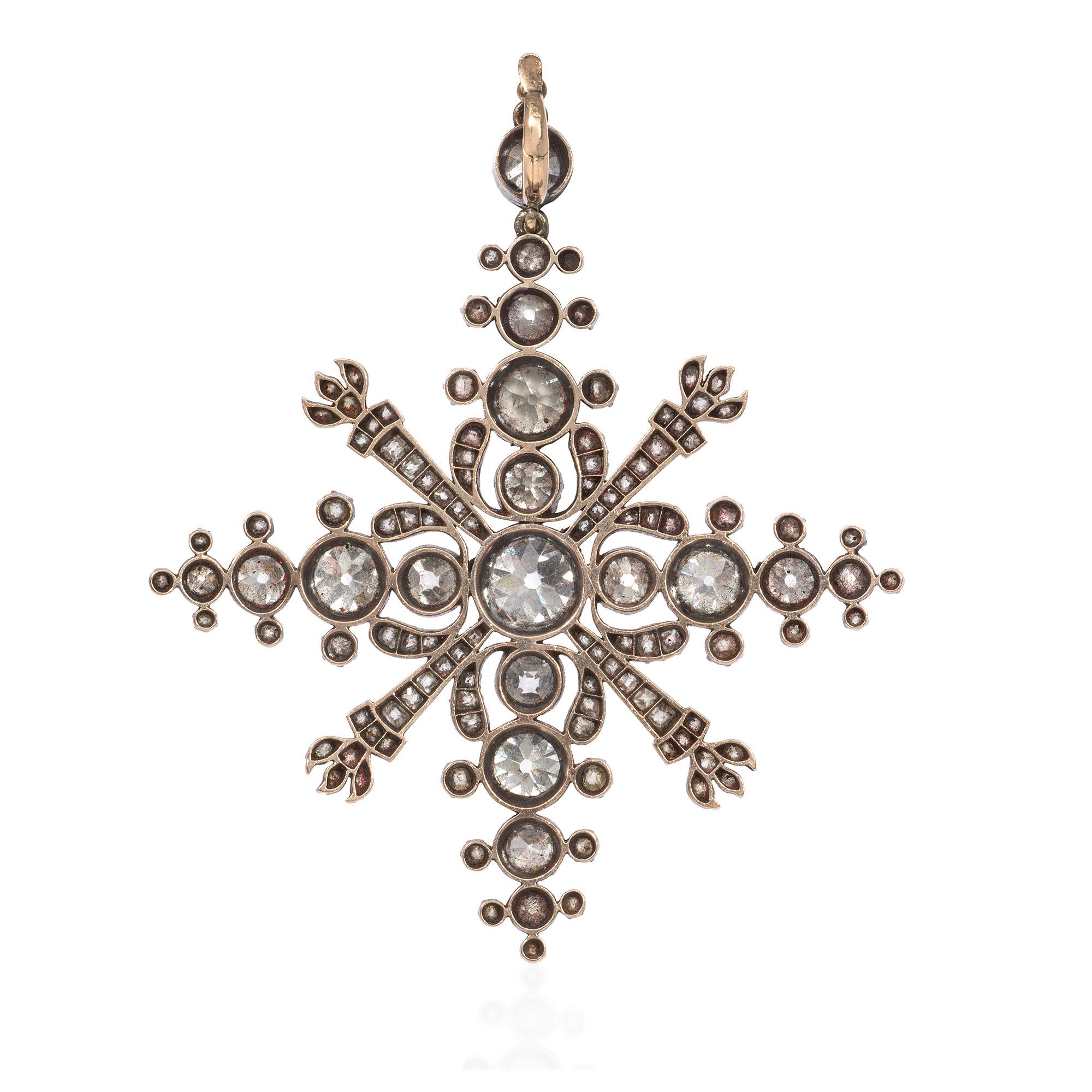 Colgante antiguo de diamantes talla vieja en forma de estrella en oro bañado en plata Victoriano en venta