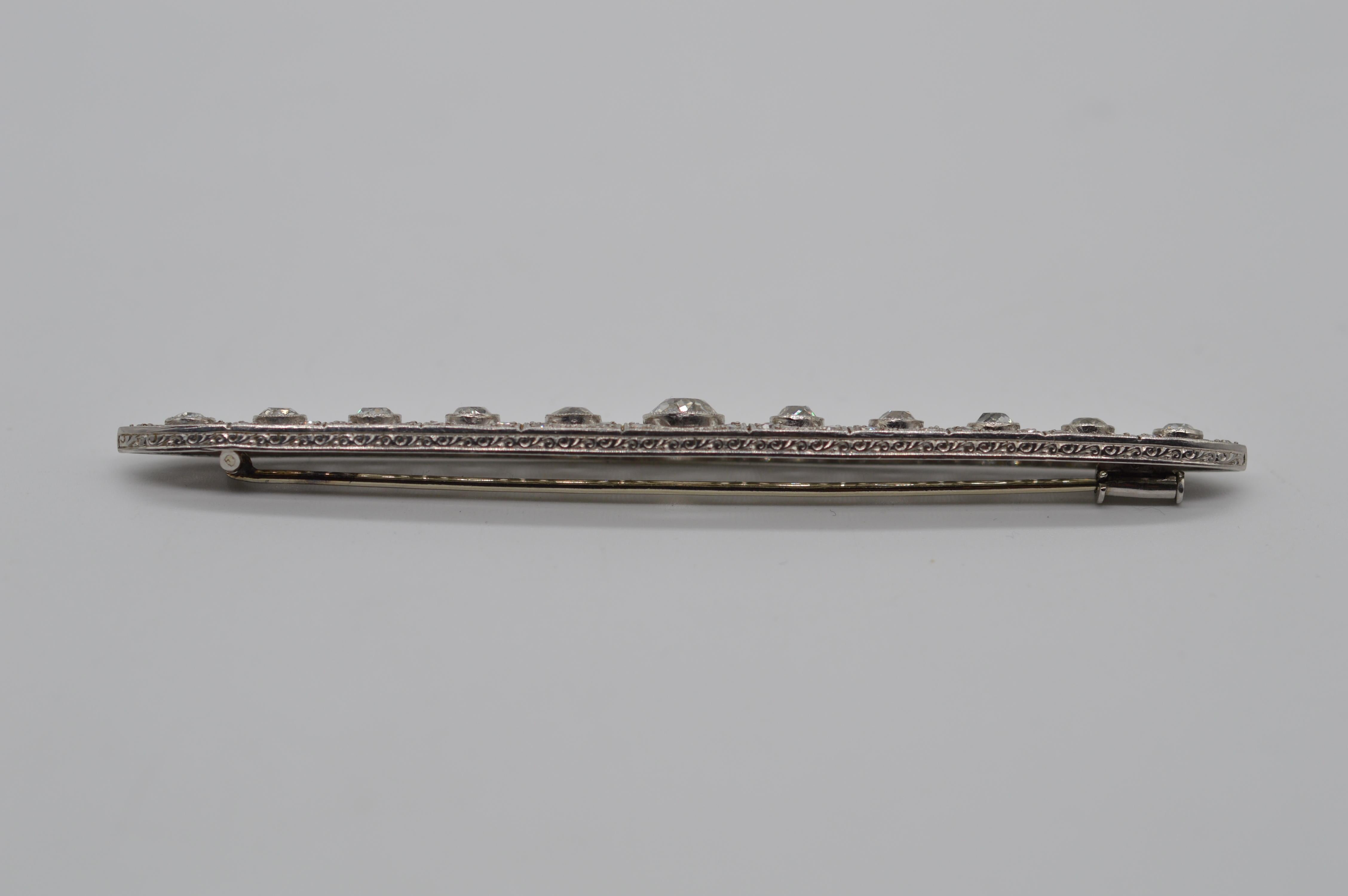 Antique Old Mine Edwardian Platinum Diamond Bar Brooch Pin Circa 1880s In Good Condition For Sale In Geneva, CH