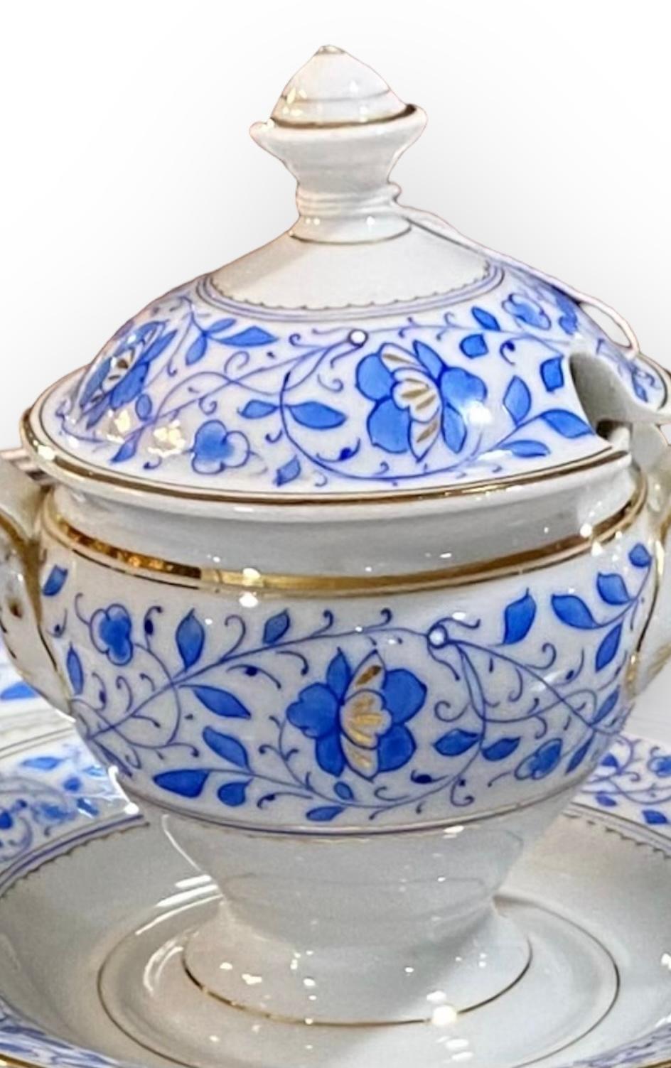 Antiguo Plato de Servicio y Servidor de Condimentos de Porcelana Azul y Dorada de Old Paris en venta 7