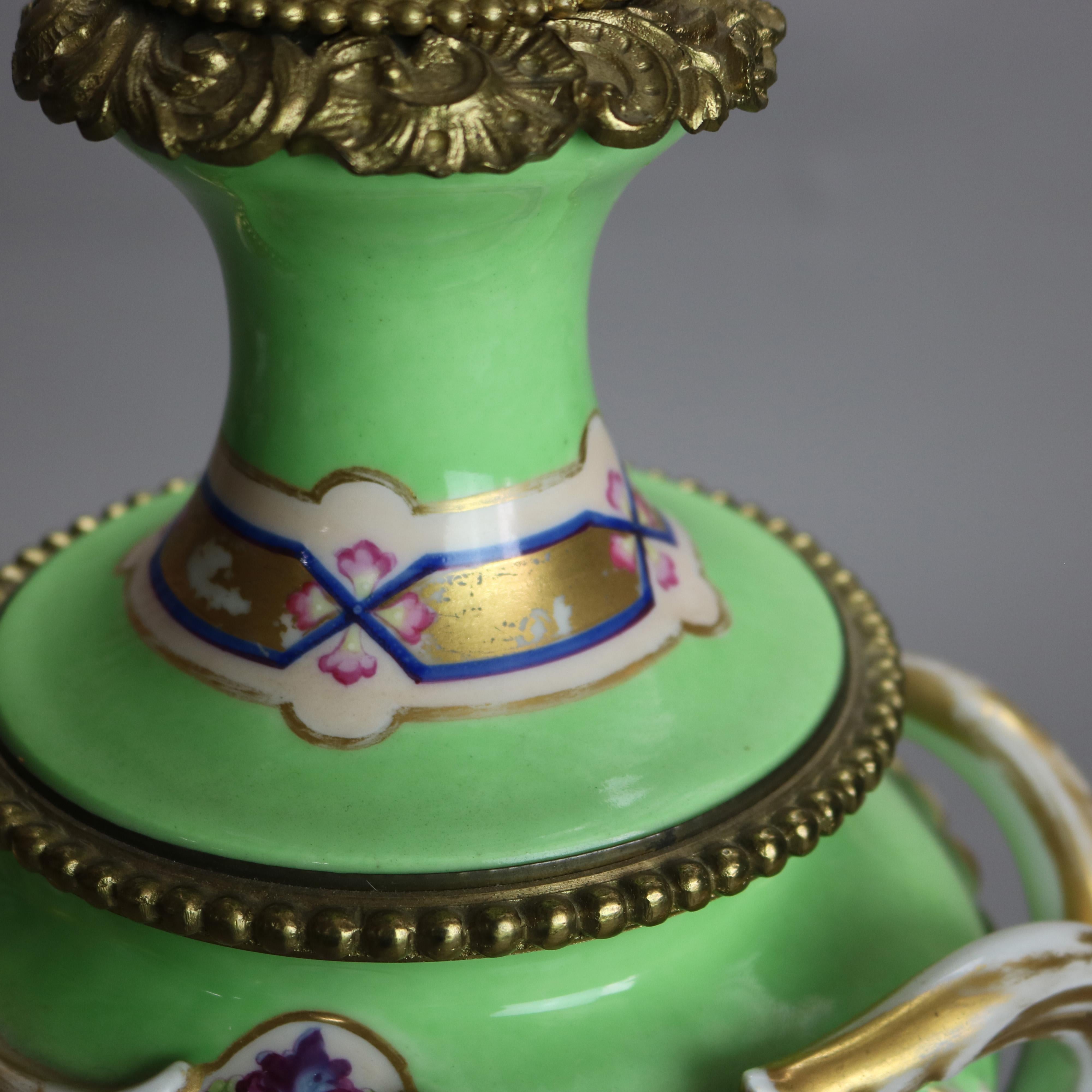 Antique Old Paris Porcelain Oil Lamp with Tam-O-Shanter Etched Glass Shade c1890 5