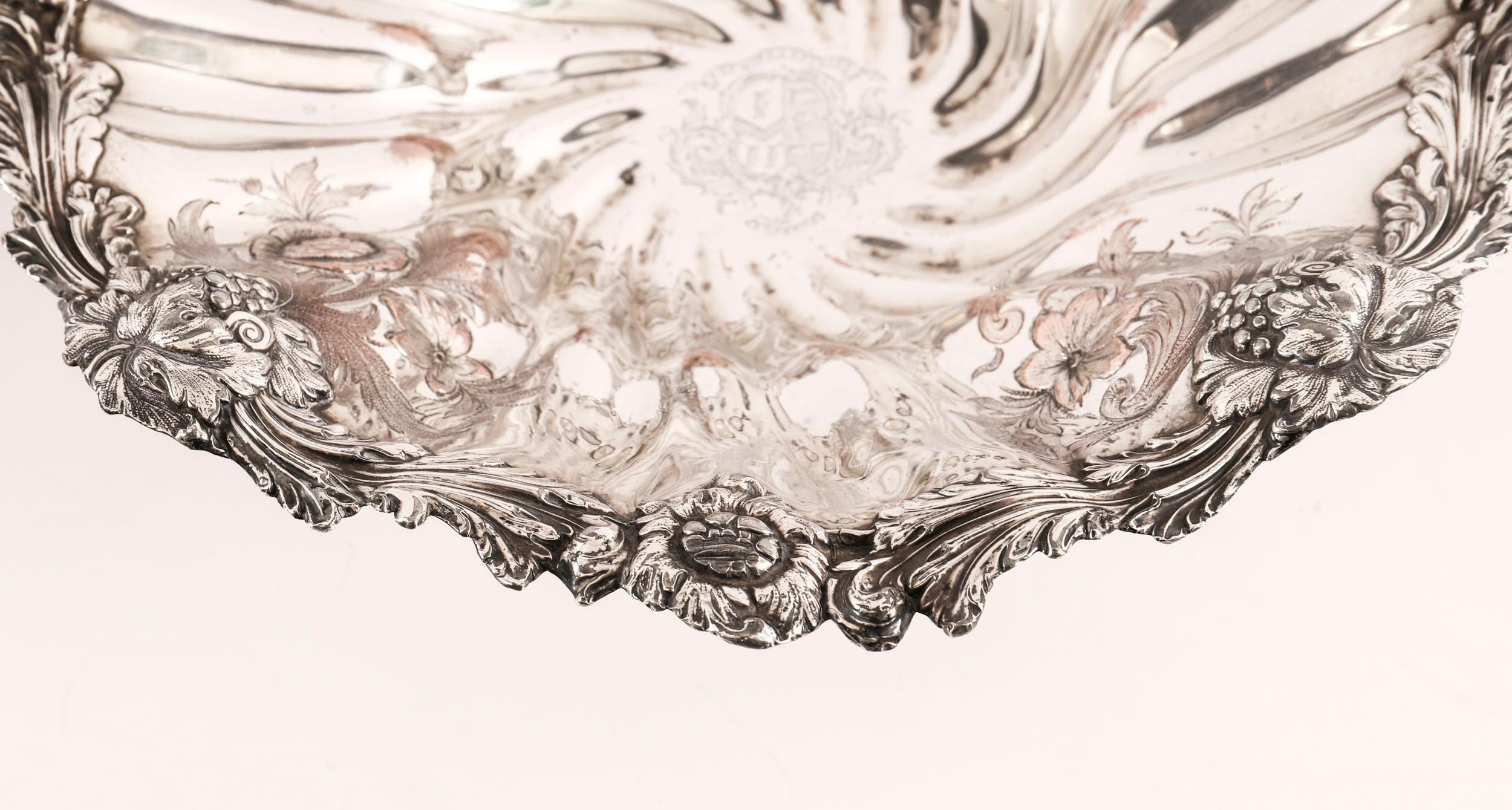 Antique Old Sheffield Plated Fruit Basket by Matthew Boulton 19th Century Silver en venta