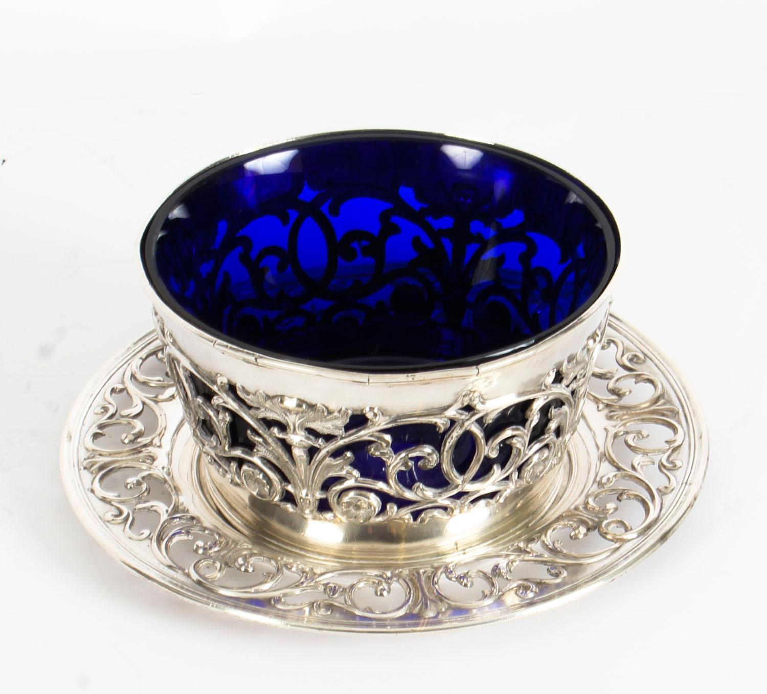 Old Sheffield Silver Plated and Bristol Blue Glass Butter Dish, 19th Century 3