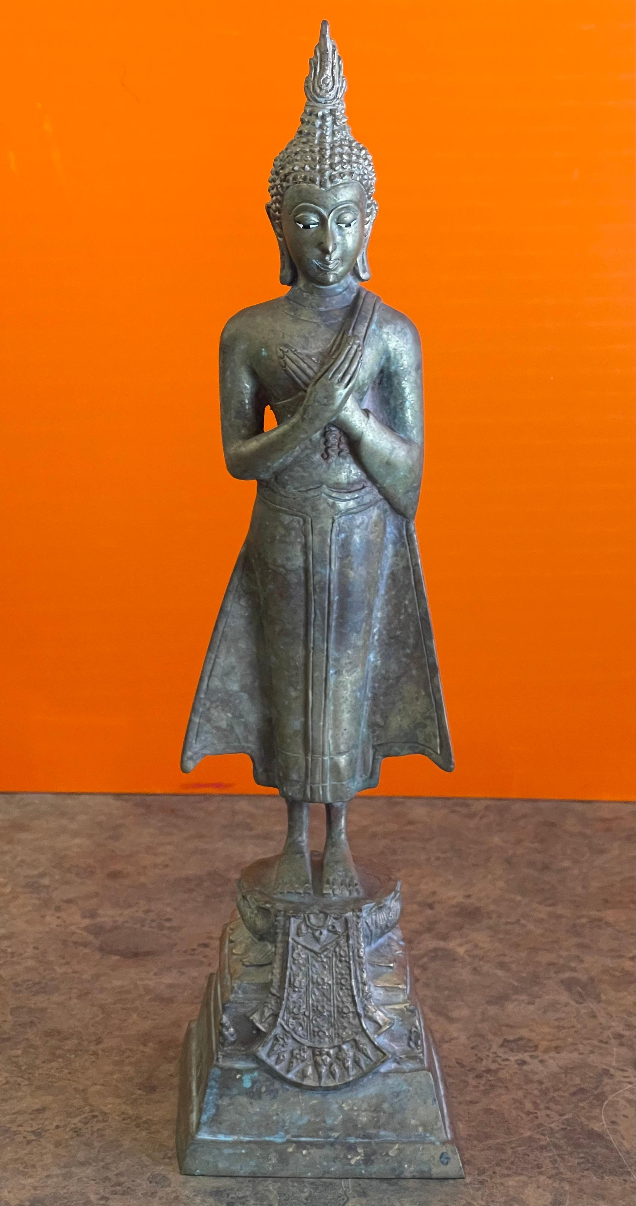 Antiker antiker Ayuttaya-Buddha aus gegossener Bronze aus altem Siam / Thai (19. Jahrhundert) im Angebot