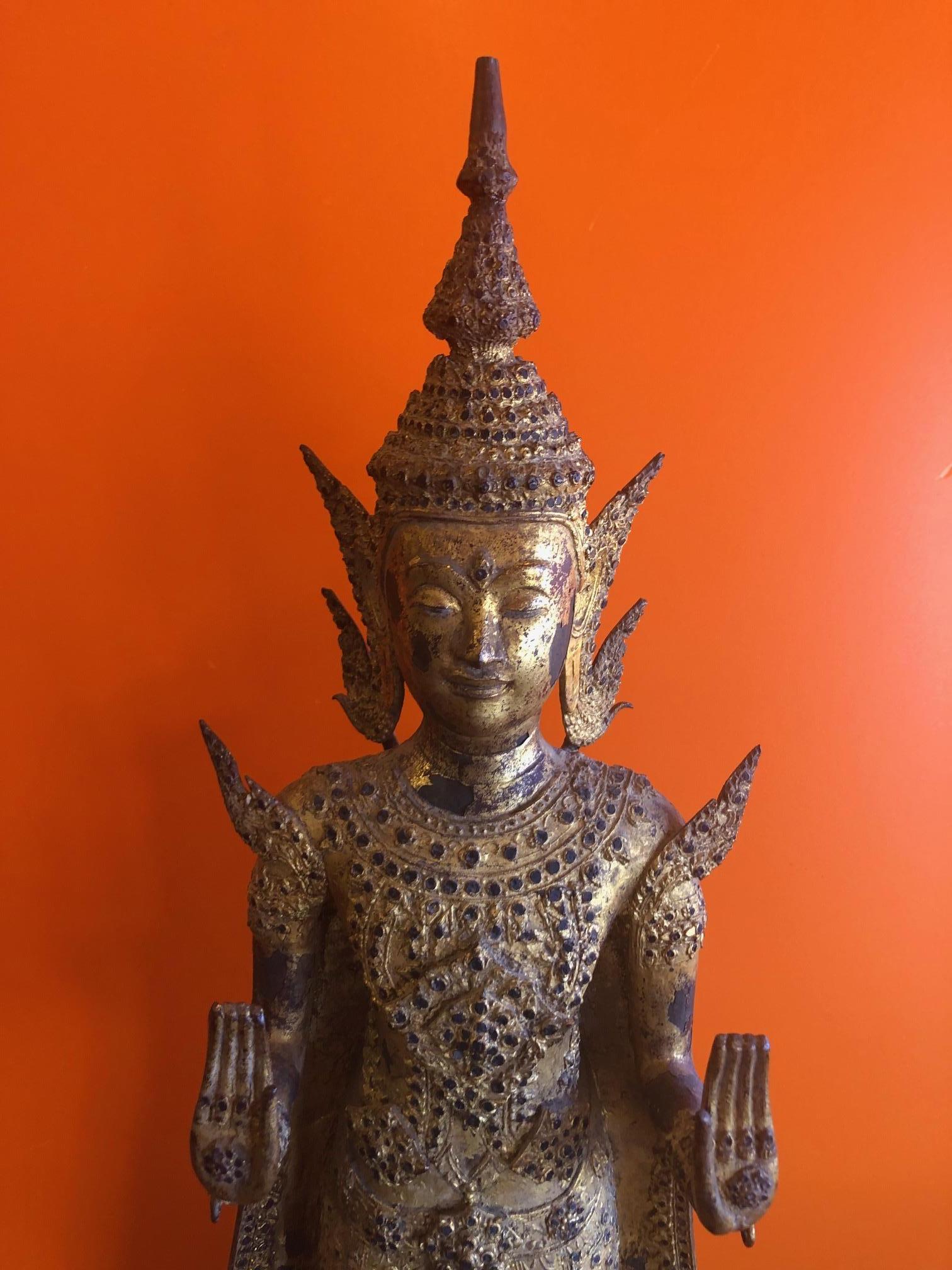 Antique Old Siam / Thai Lacquered Gilt Bronze Ayuttaya Buddha In Fair Condition In San Diego, CA