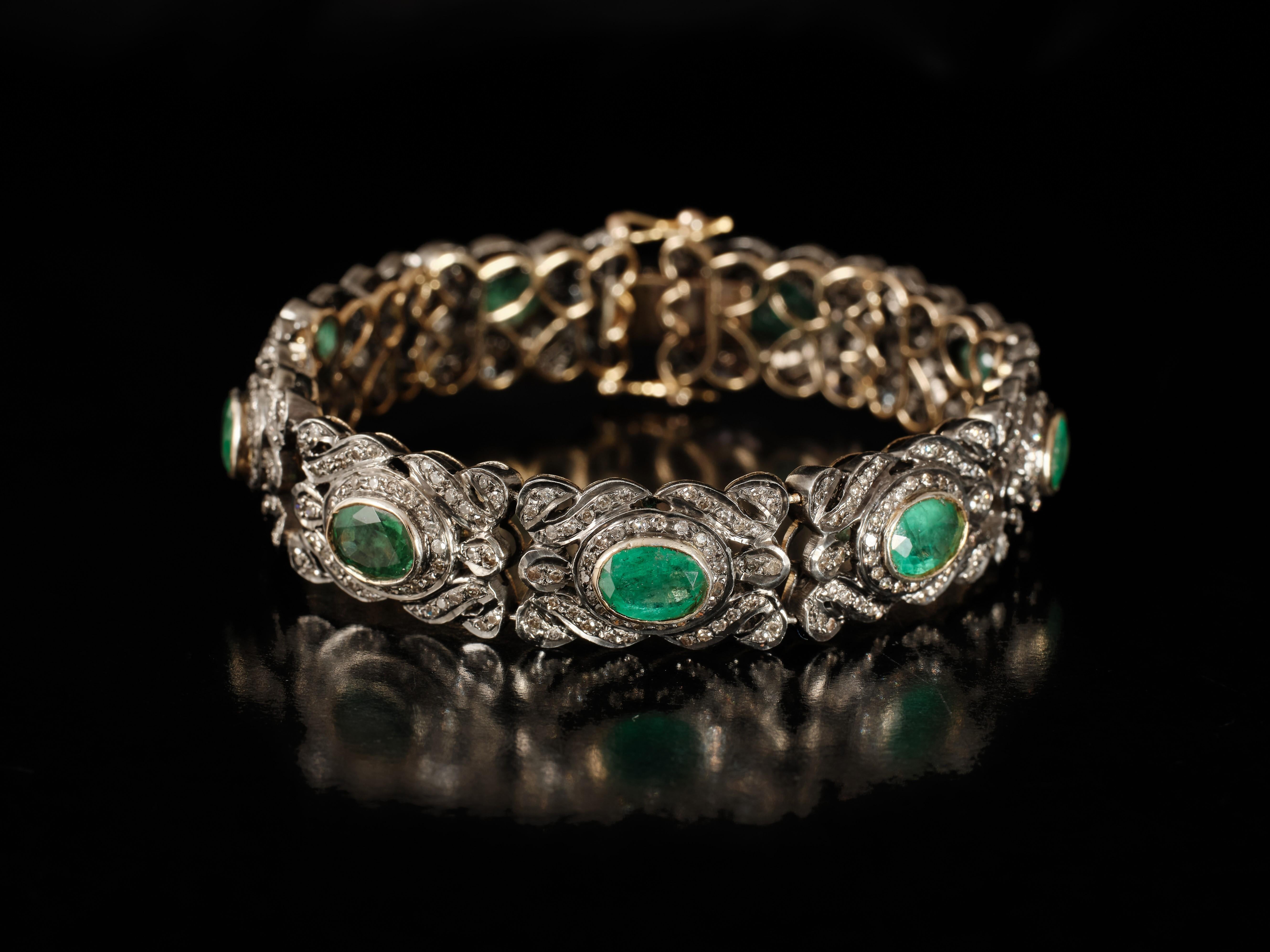 Antique old world belle époque emerald and diamond bracelet For Sale 3