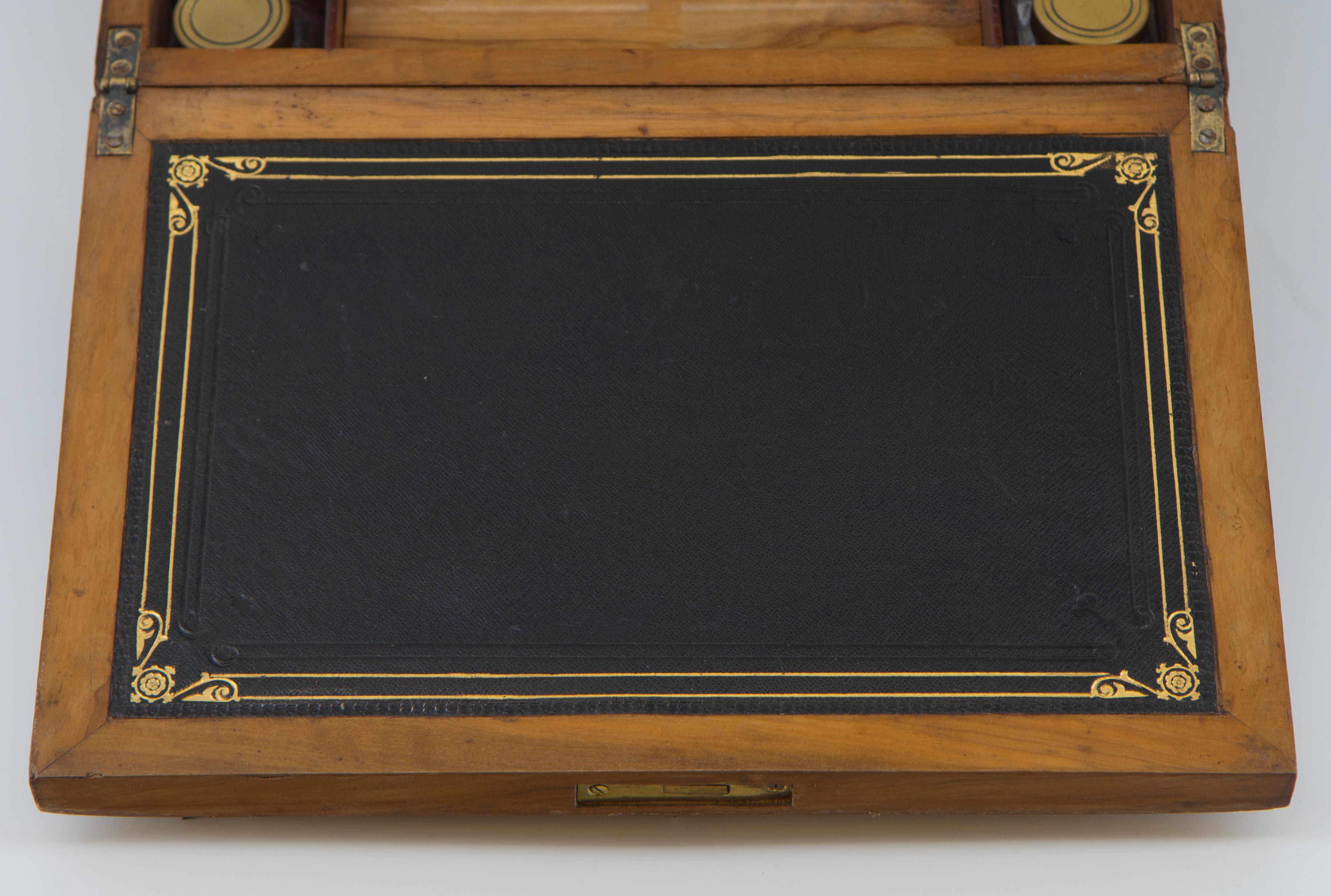 Antique Olive Wood Small Writing Desk Slope Stationery Box In Good Condition In Norwich, GB