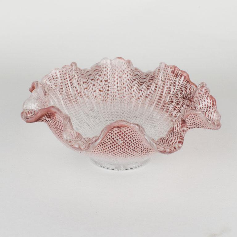 Service à bonbons ou à crème glacée en verre d'art festonné rose ancien Ombr, lot de 11 en vente 4