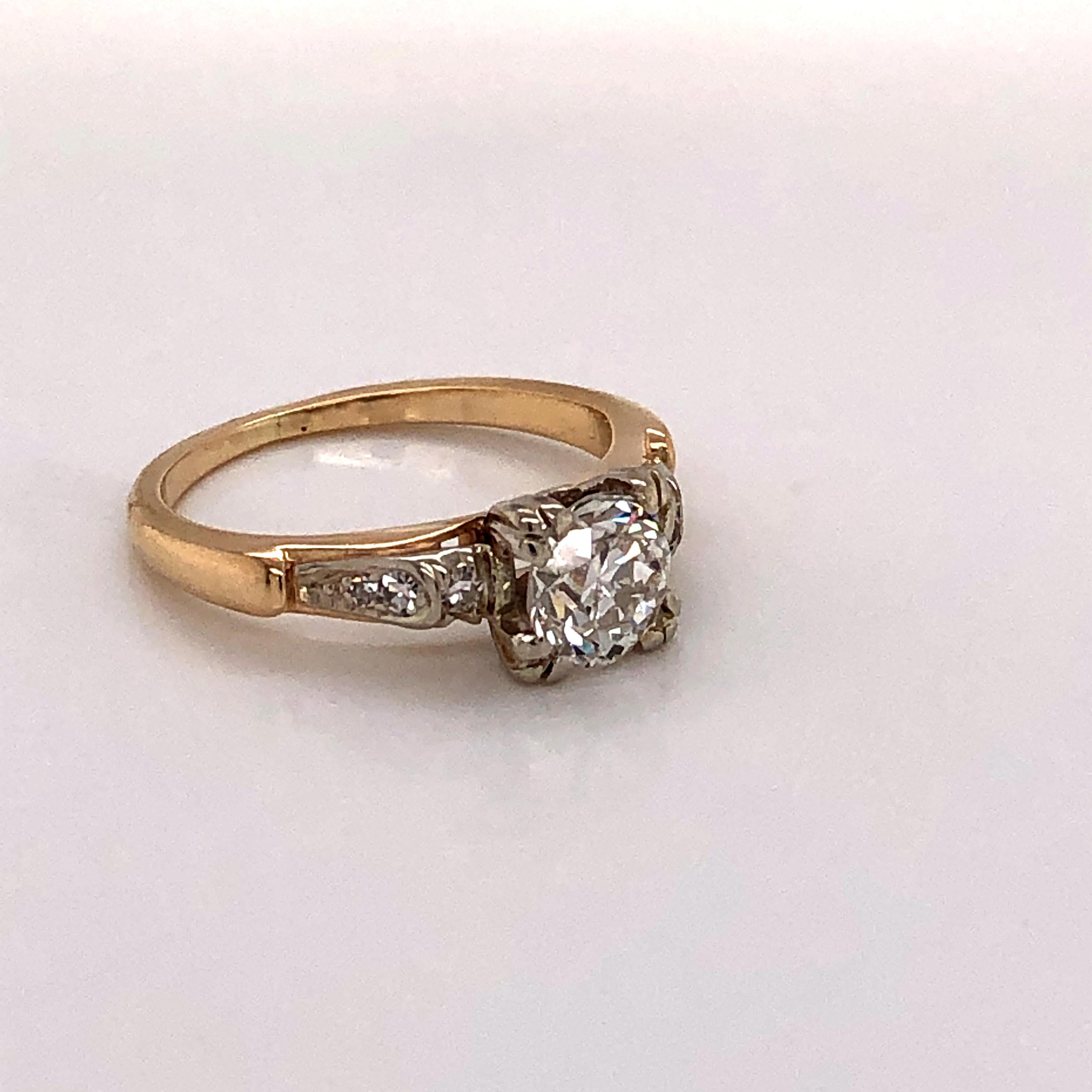 Antique One Carat Diamond Yellow Gold Ring In Good Condition In Mount Kisco, NY