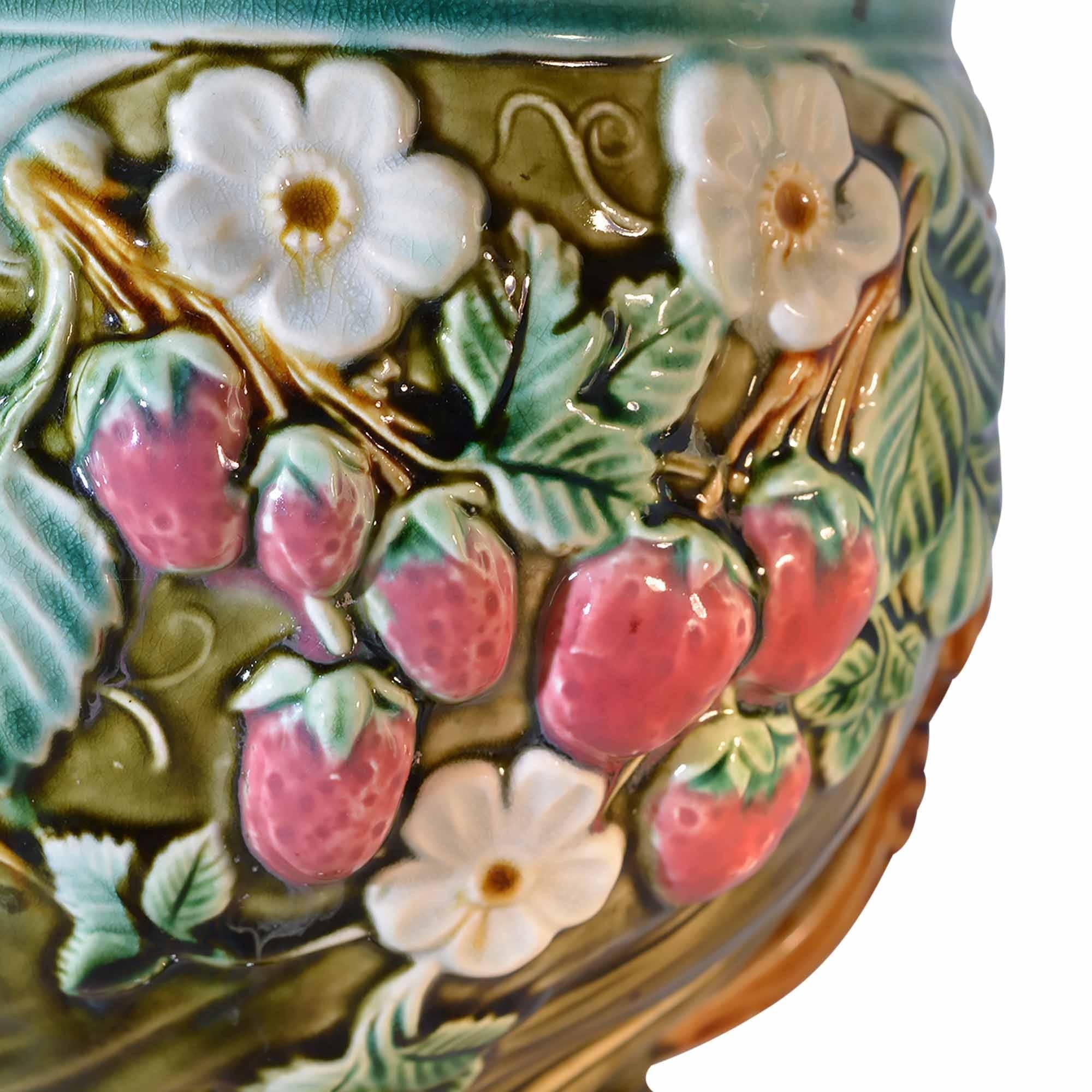 Antique Onnaing Majolica Jardinière Bowl with Strawberry Accents In Good Condition For Sale In Pataskala, OH
