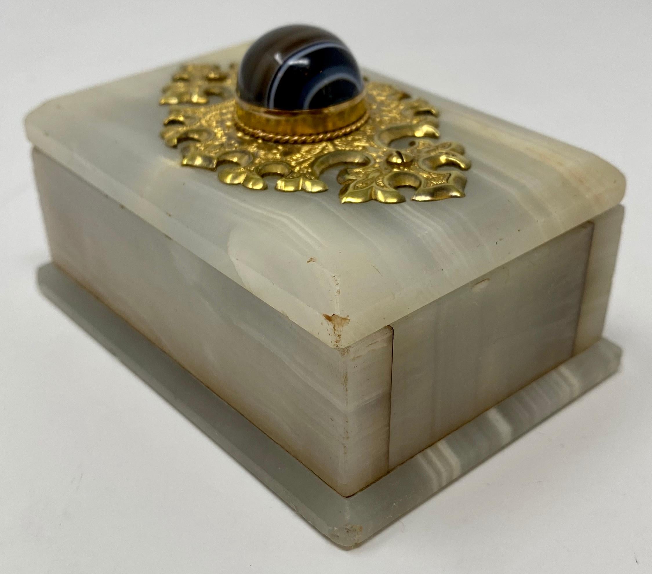 19th Century Antique Onyx and Bronze D'Ore Jewel Box Mounted with Banded Agate, circa 1890s