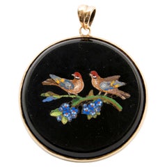 Antique Onyx and Micro Mosaic Birds Round Pendant, Rome 19th Century