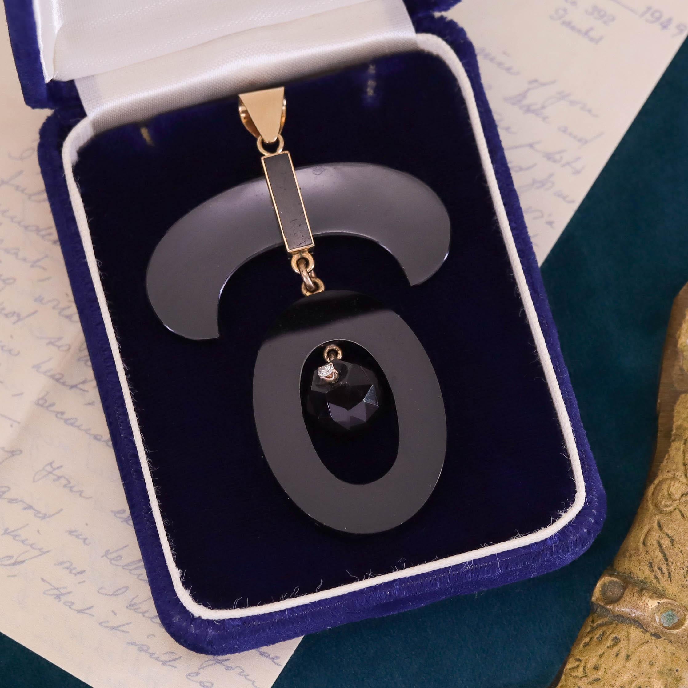 Pendentif converti en onyx ancien en or 14 carats Pour femmes en vente