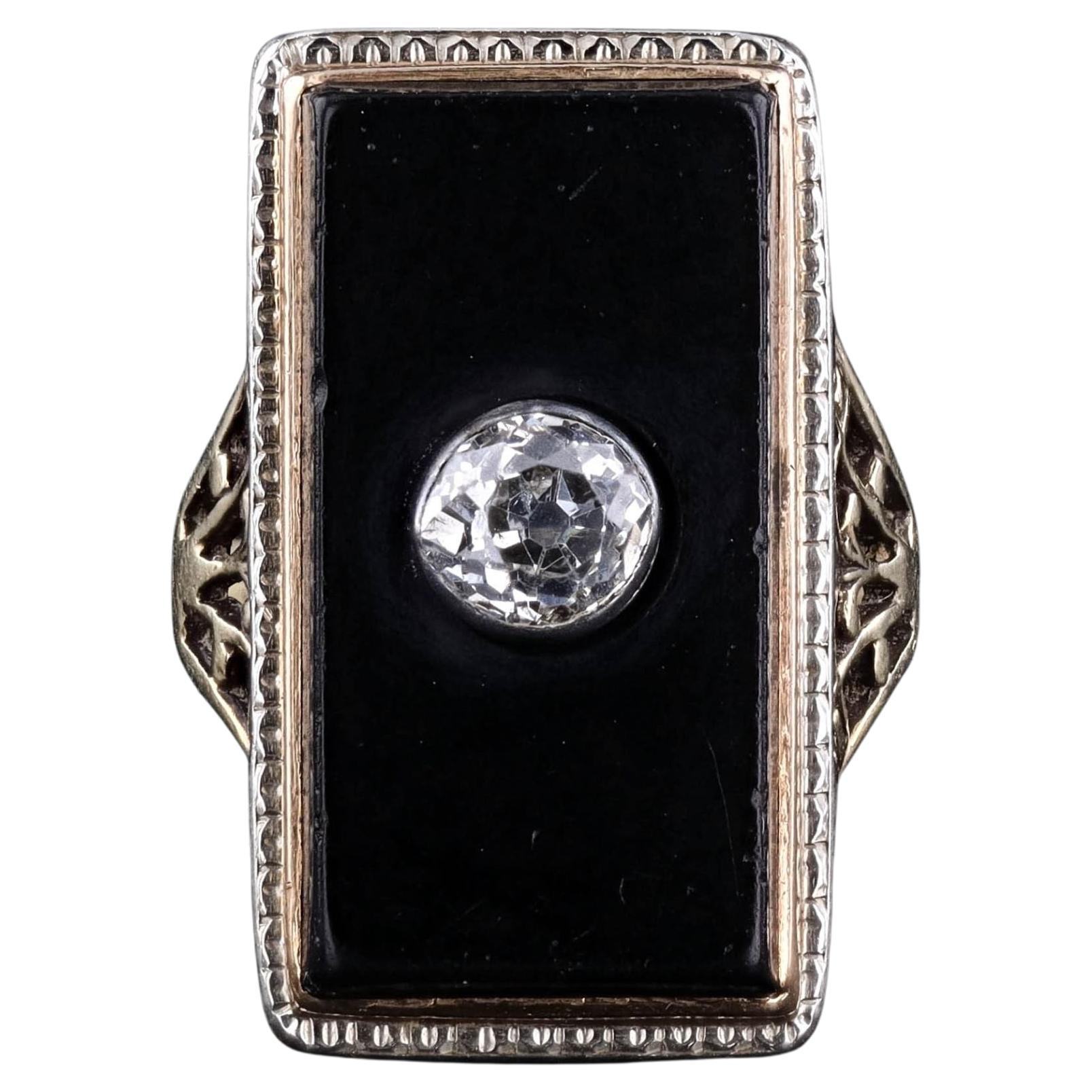 Antiker filigraner Onyx-Ring aus 14 Karat Gold