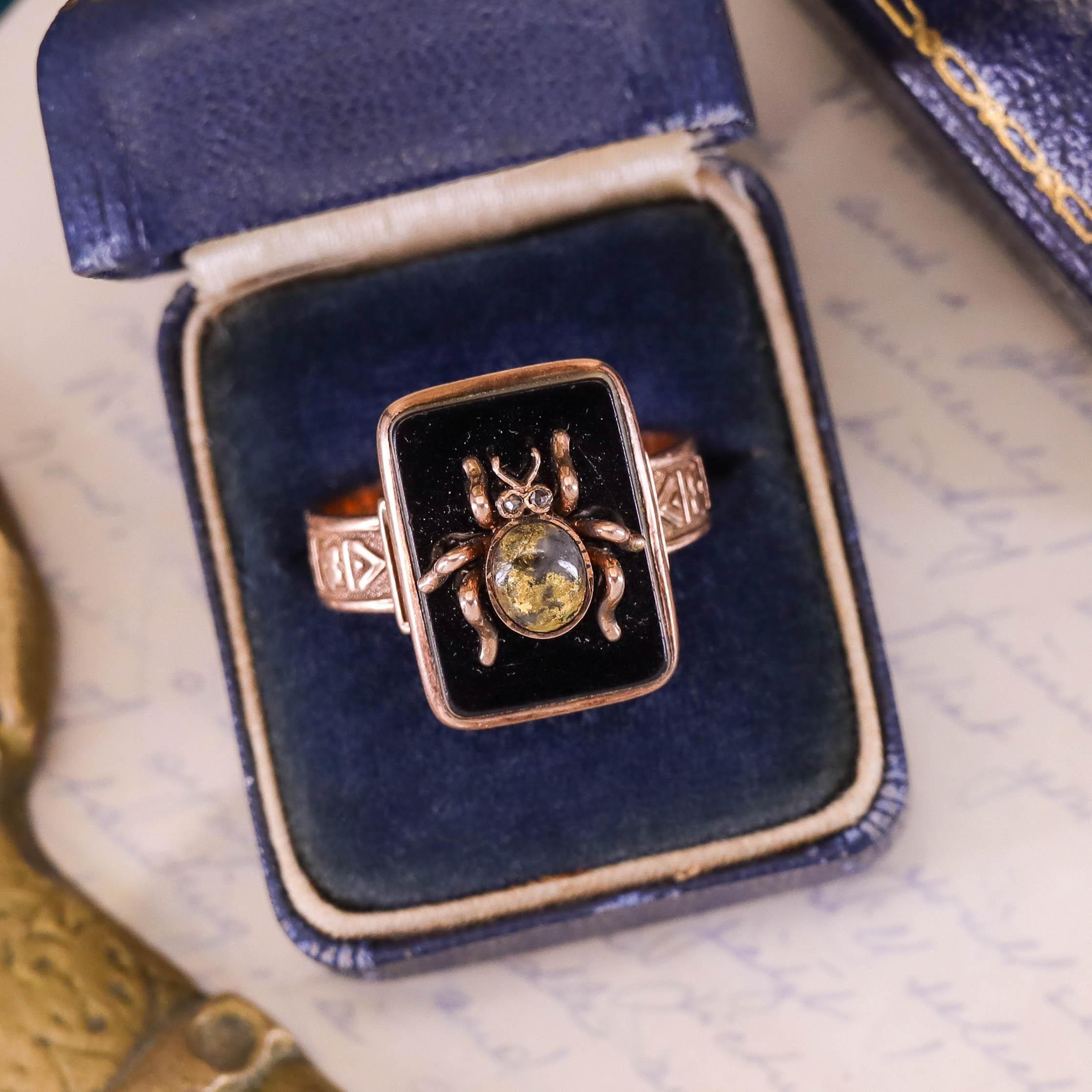 Antique Onyx Insect Ring of 10k Gold For Sale 2