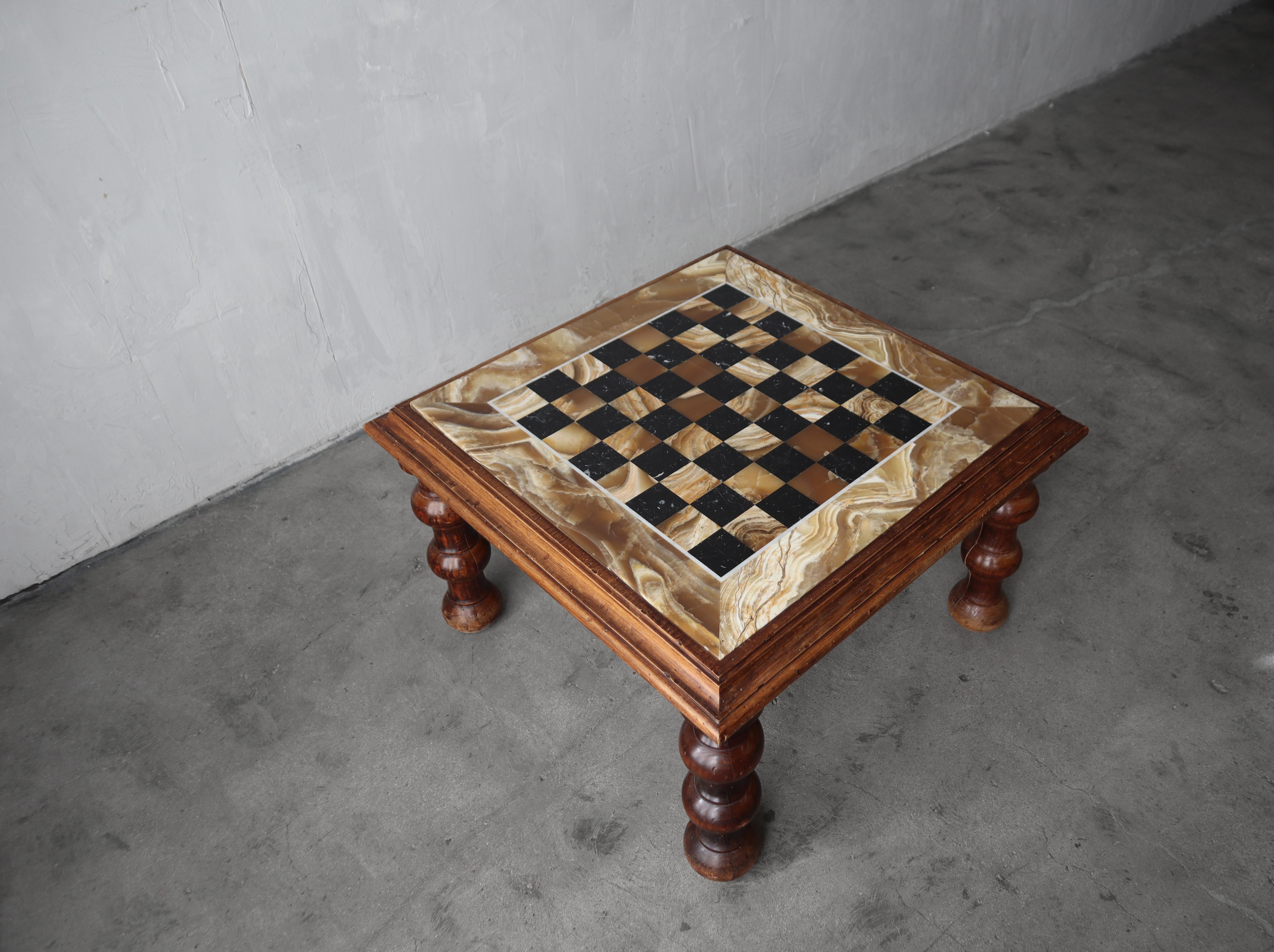20th Century Antique Onyx & Marble Chess Checkerboard Game Coffee Table For Sale