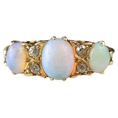Antiker Opal- und Diamantring, 18 Karat Gold, edwardianisch