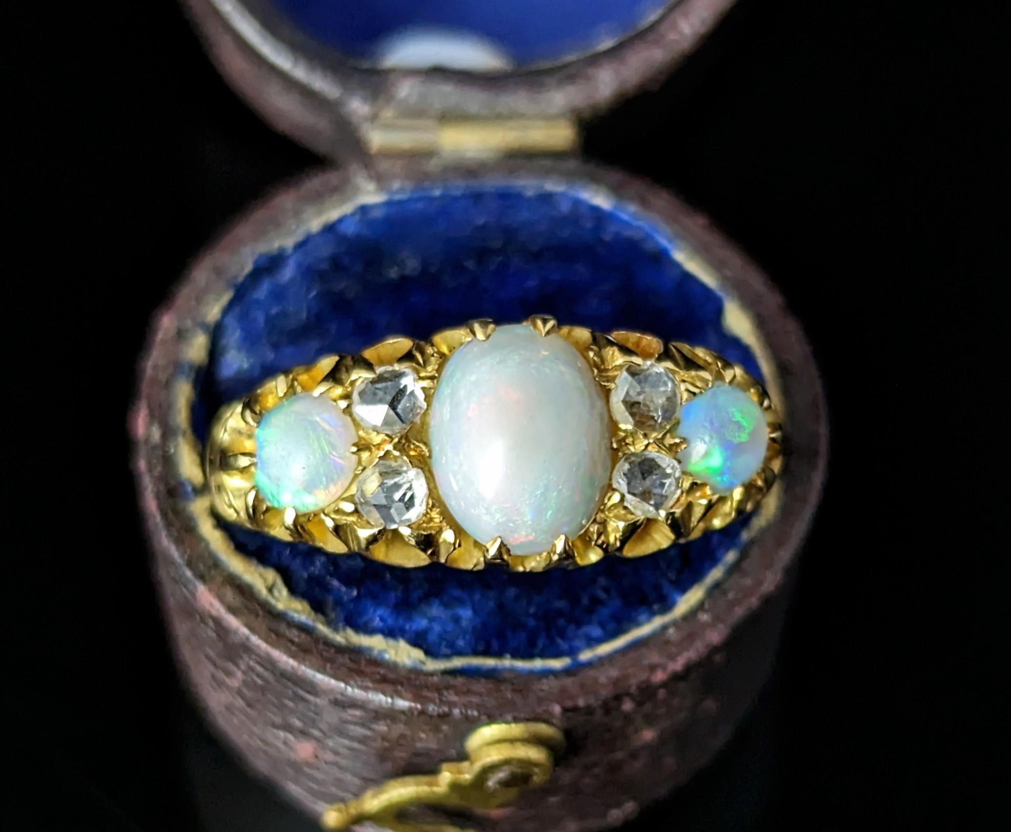 Antique Opal and Diamond ring, 18k yellow gold, Edwardian  For Sale 2