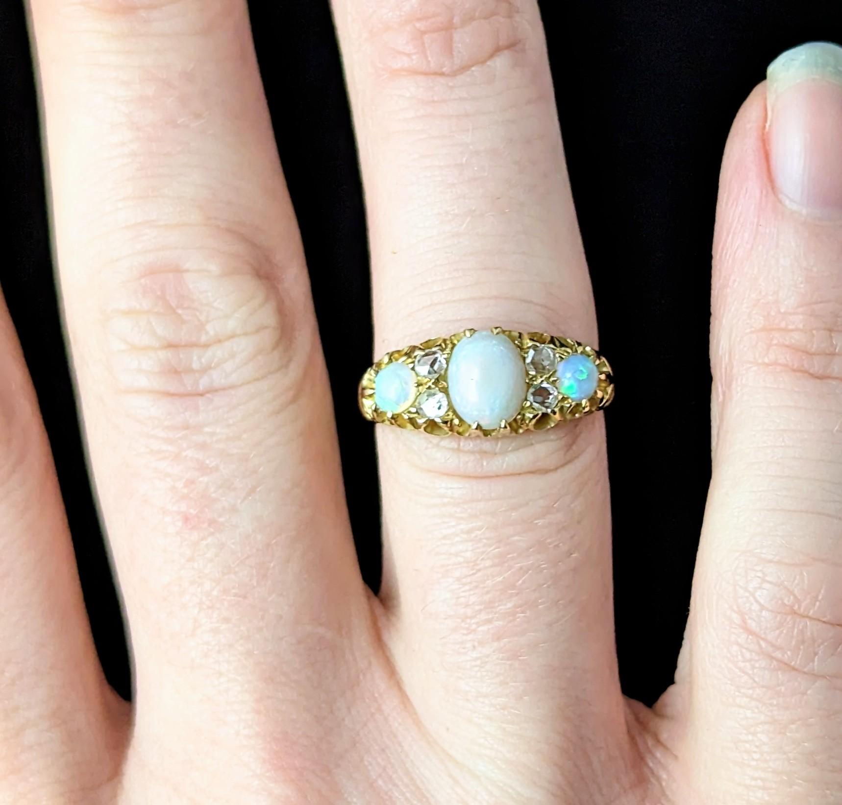 Antique Opal and Diamond ring, 18k yellow gold, Edwardian  For Sale 3