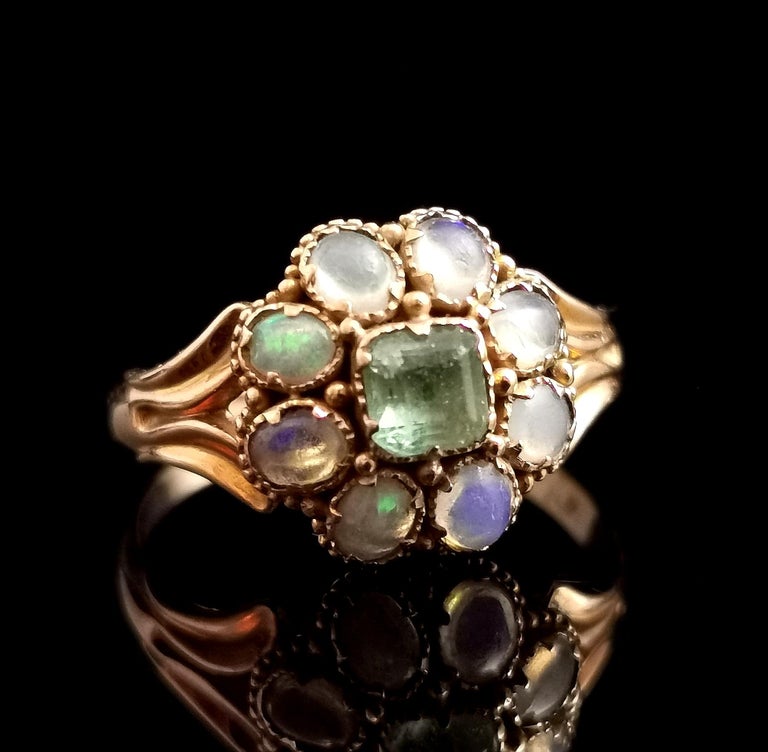 Bague Florale Ancienne En Or Jaune 18 Carats – Occasion En Très Bon état