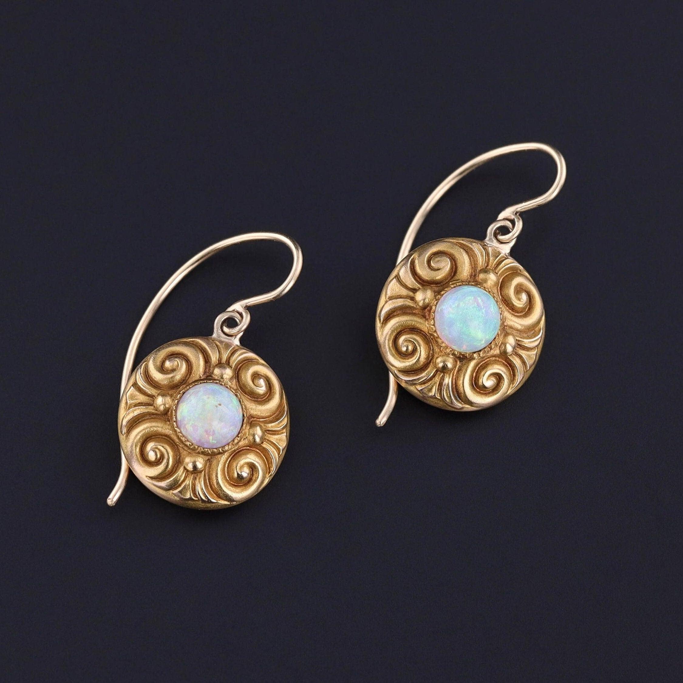 Pendientes de Ópalo Antiguo de Oro de 14k en Bueno estado para la venta en Lewisburg, PA