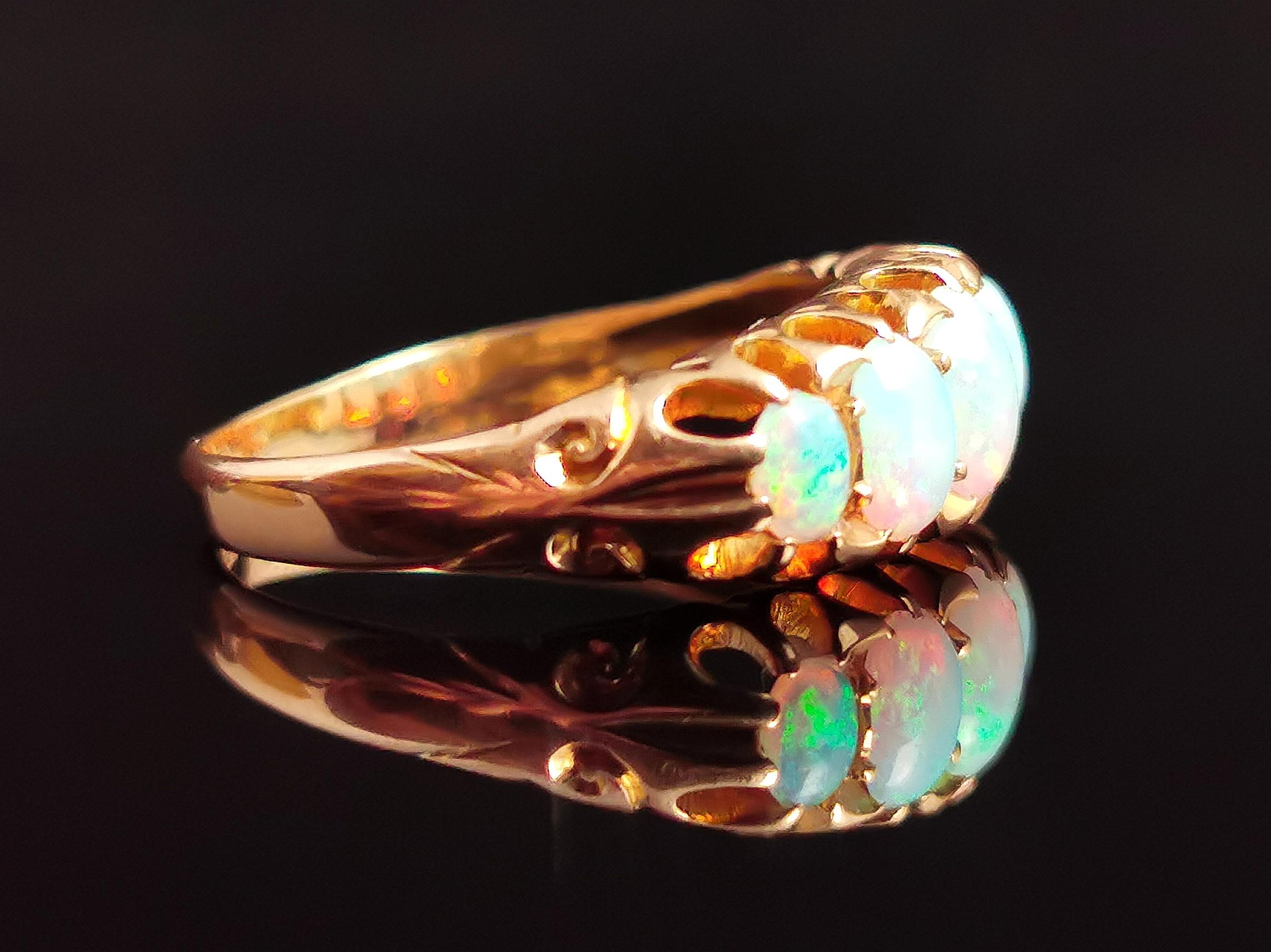 Antique Opal Five Stone Ring, 18 Karat Yellow Gold 1
