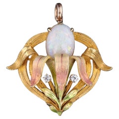 Antique Opal Flower Pendant of 14k Gold