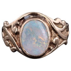 Bague ancienne en or 10k avec opale