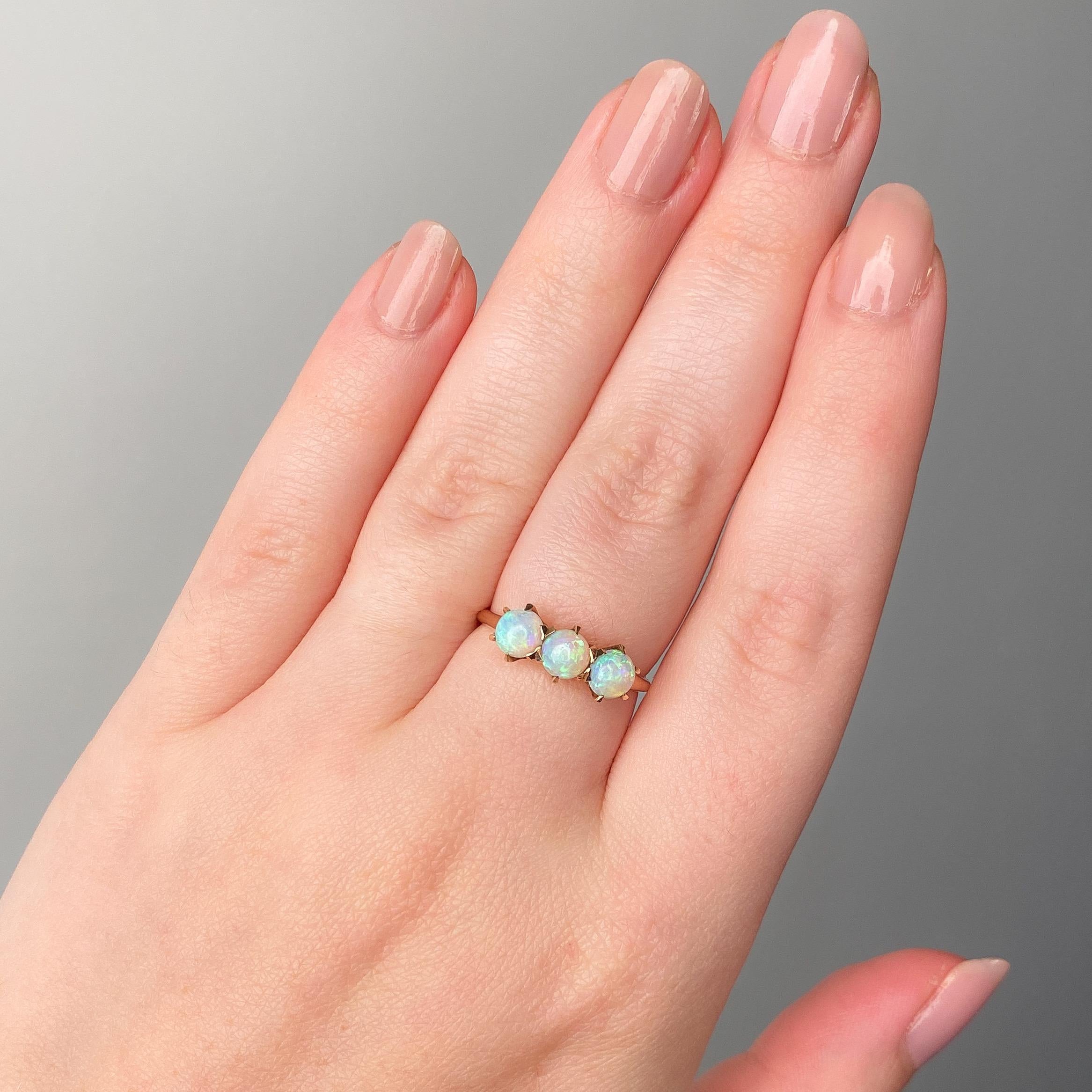 Bague ancienne en or 14k avec opale 2