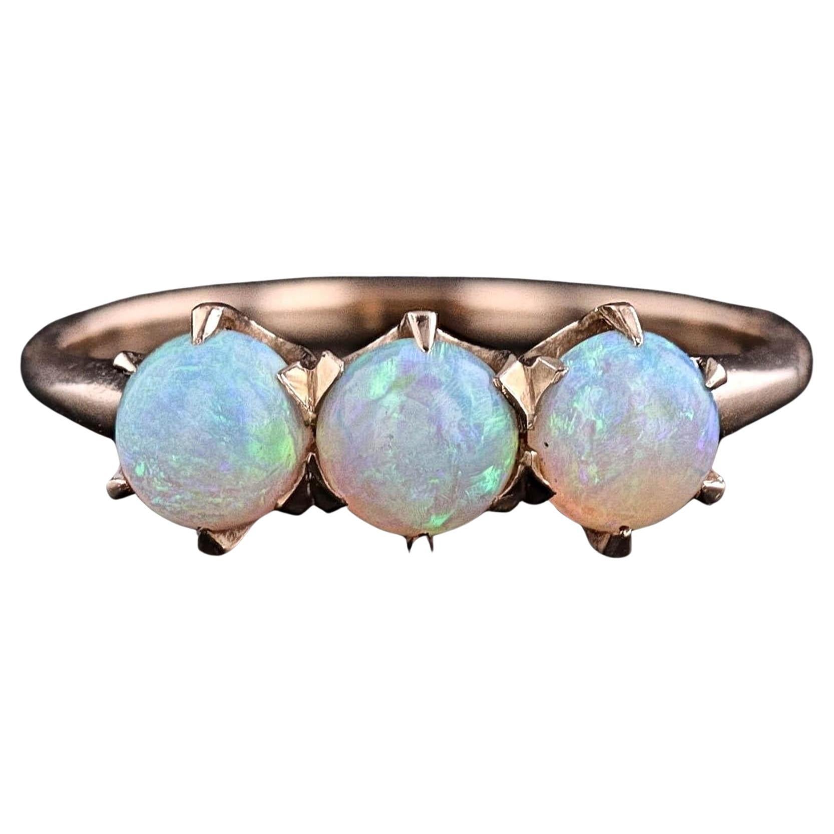 Bague ancienne en or 14k avec opale