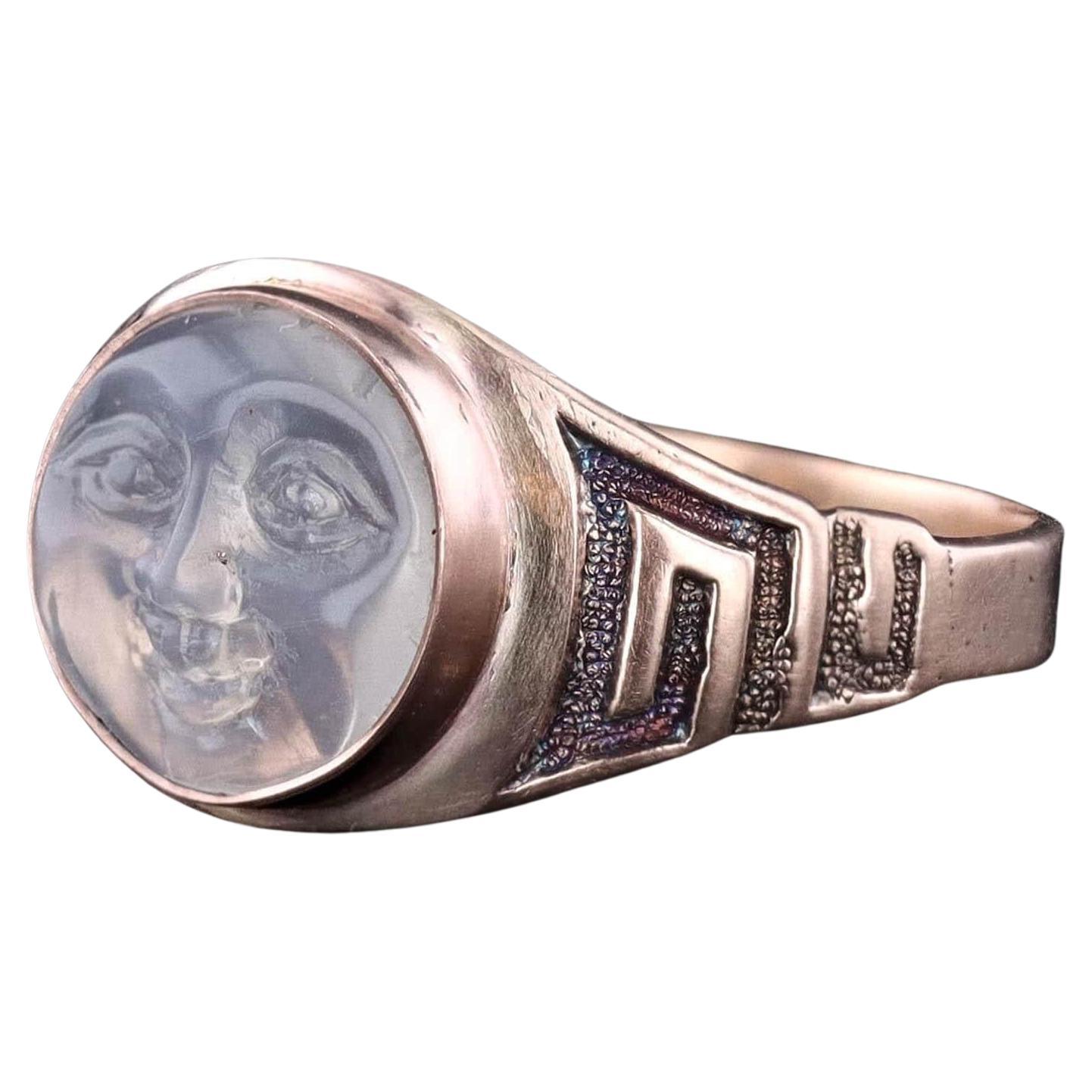 Antique Opalescent Glass Man in the Moon Ring of 8k Gold For Sale