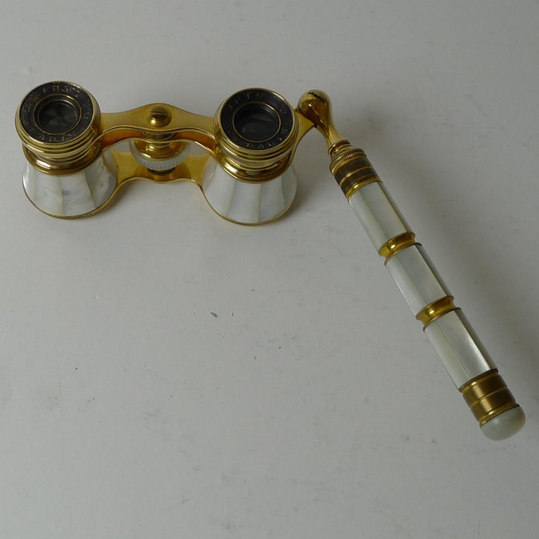 Antique Opera Glasses, Mother of Pearl C.1900, Signed, Iris, Paris at