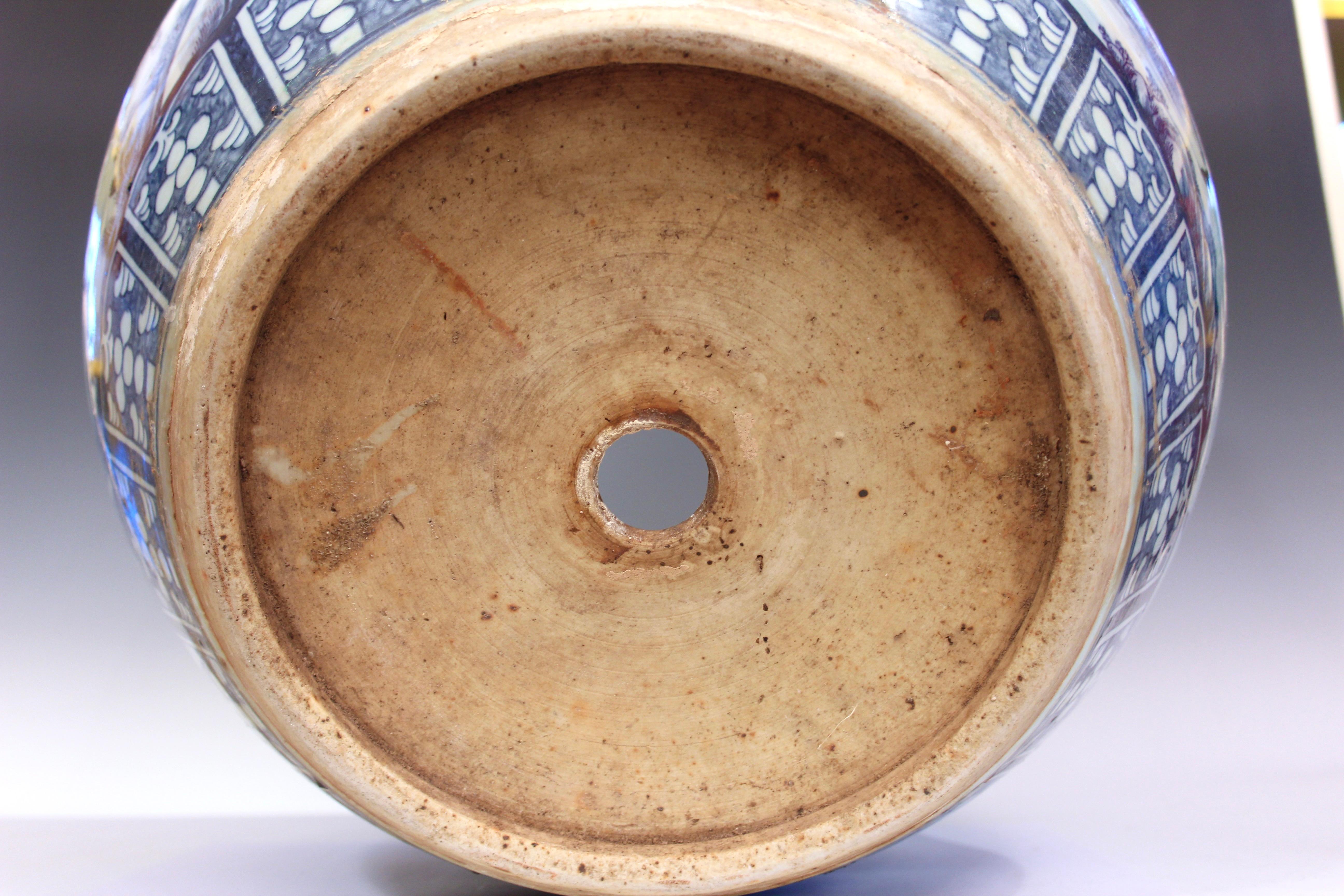 Antique or Old Chinese Porcelain Jardiniere Planter Large Blue & White 18x18