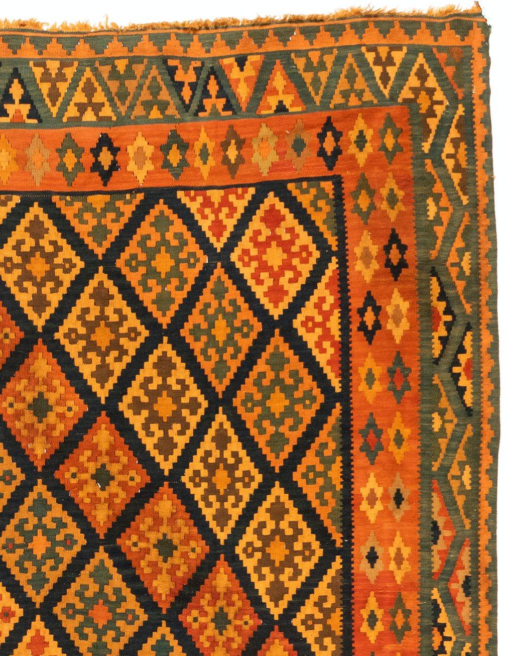 Antiker orange-gelb-grüner kaukasischer geometrischer Kilim-Teppich:: ca. 1940er Jahre (Kelim) im Angebot