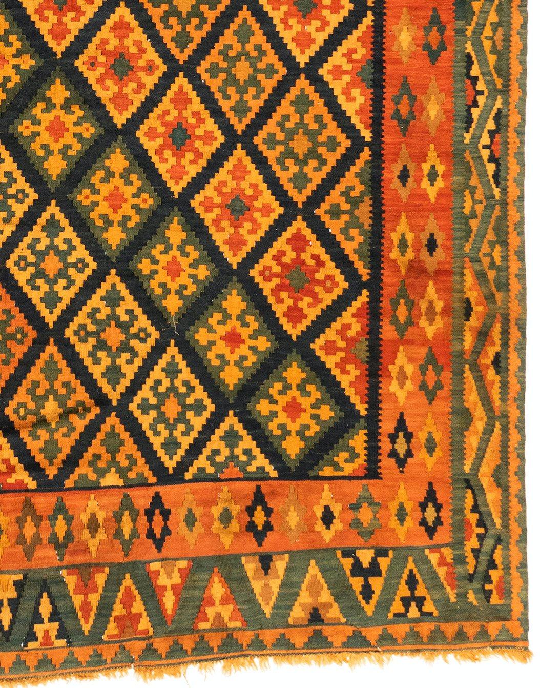 Antiker orange-gelb-grüner kaukasischer geometrischer Kilim-Teppich:: ca. 1940er Jahre (Kaukasisch) im Angebot
