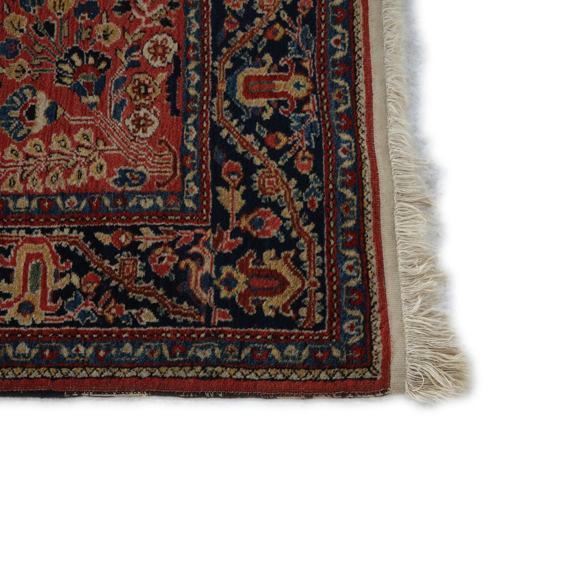 Antique Oriental 3.5' x 5' Floral Design Wool Rug C1930 For Sale 3