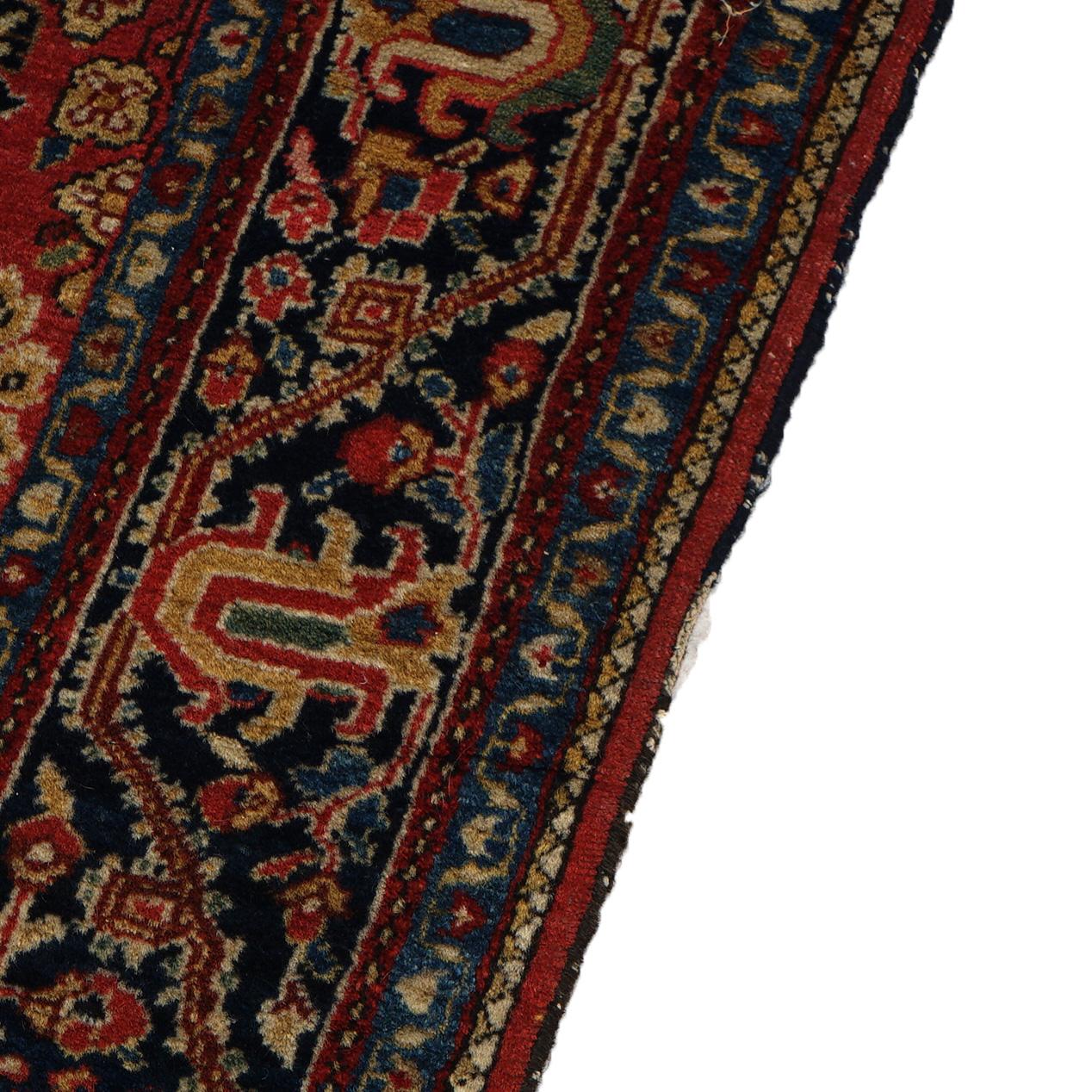 Antique Oriental 3.5' x 5' Floral Design Wool Rug C1930 For Sale 4