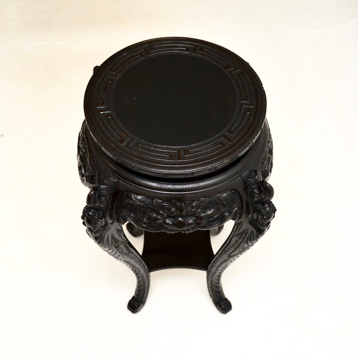 Antigua Mesa Auxiliar Oriental de Madera Tallada / Soporte para Plantas Chino