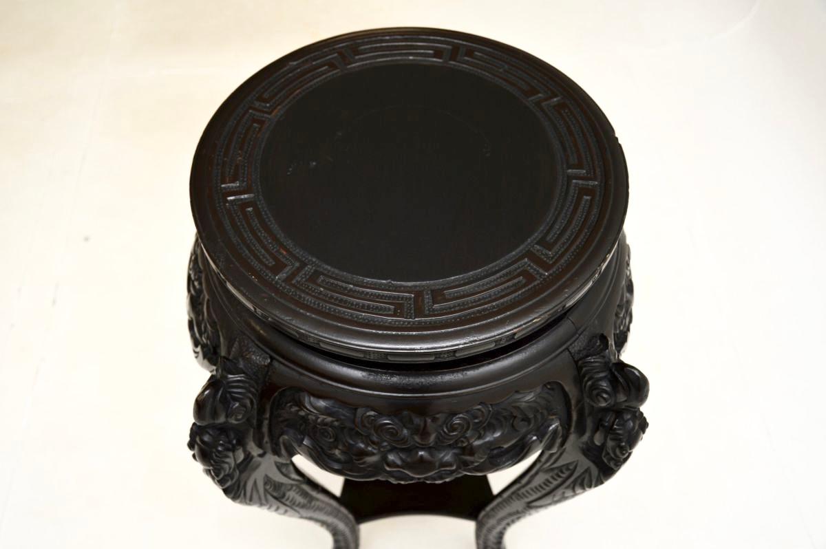 Antigua Mesa Auxiliar Oriental de Madera Tallada / Soporte para Plantas Tallado