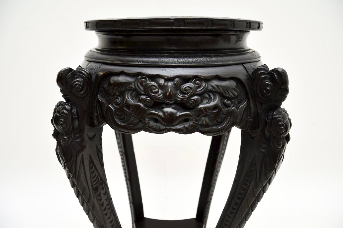 Antigua Mesa Auxiliar Oriental de Madera Tallada / Soporte para Plantas Fines del siglo XIX