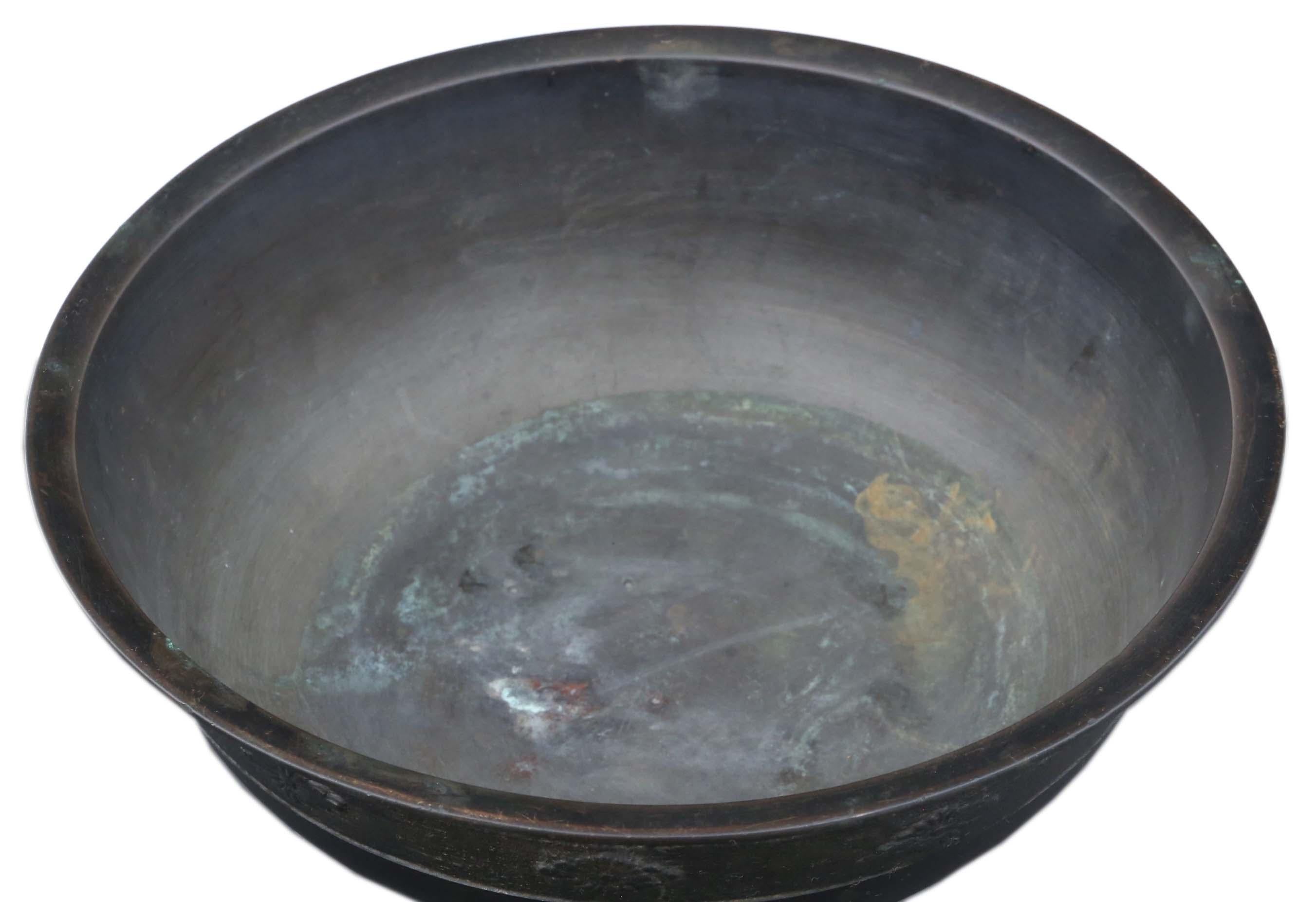 Antique Oriental Japanese Large Fine Quality Bronze Bowl Planter Jardinière For Sale 2