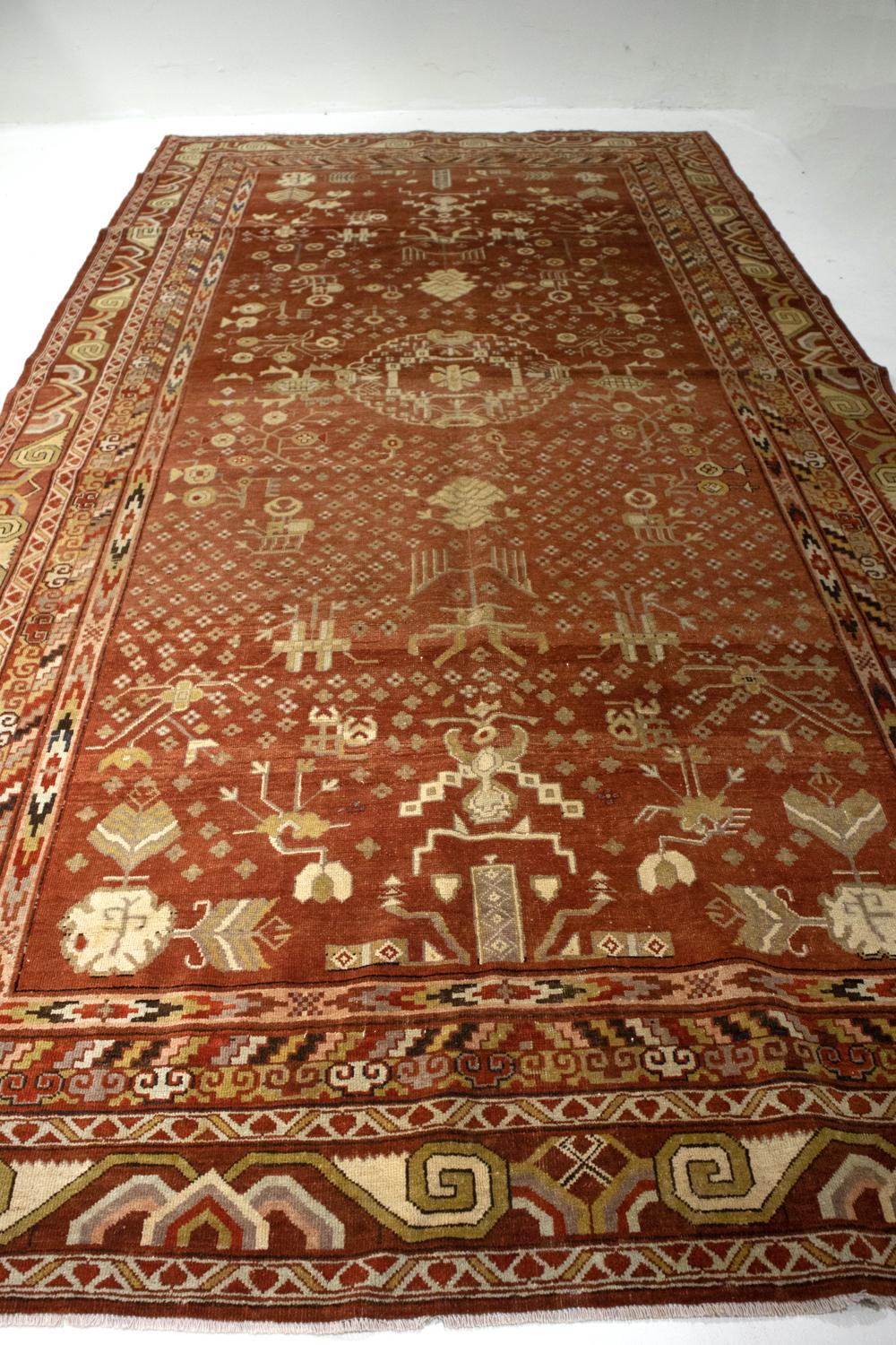 Ancien tapis oriental Khotan en vente 1