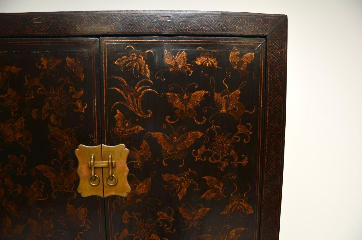 Antikes orientalisch lackiertes Chinoiserie-Hochzeitskabinett im Angebot 5