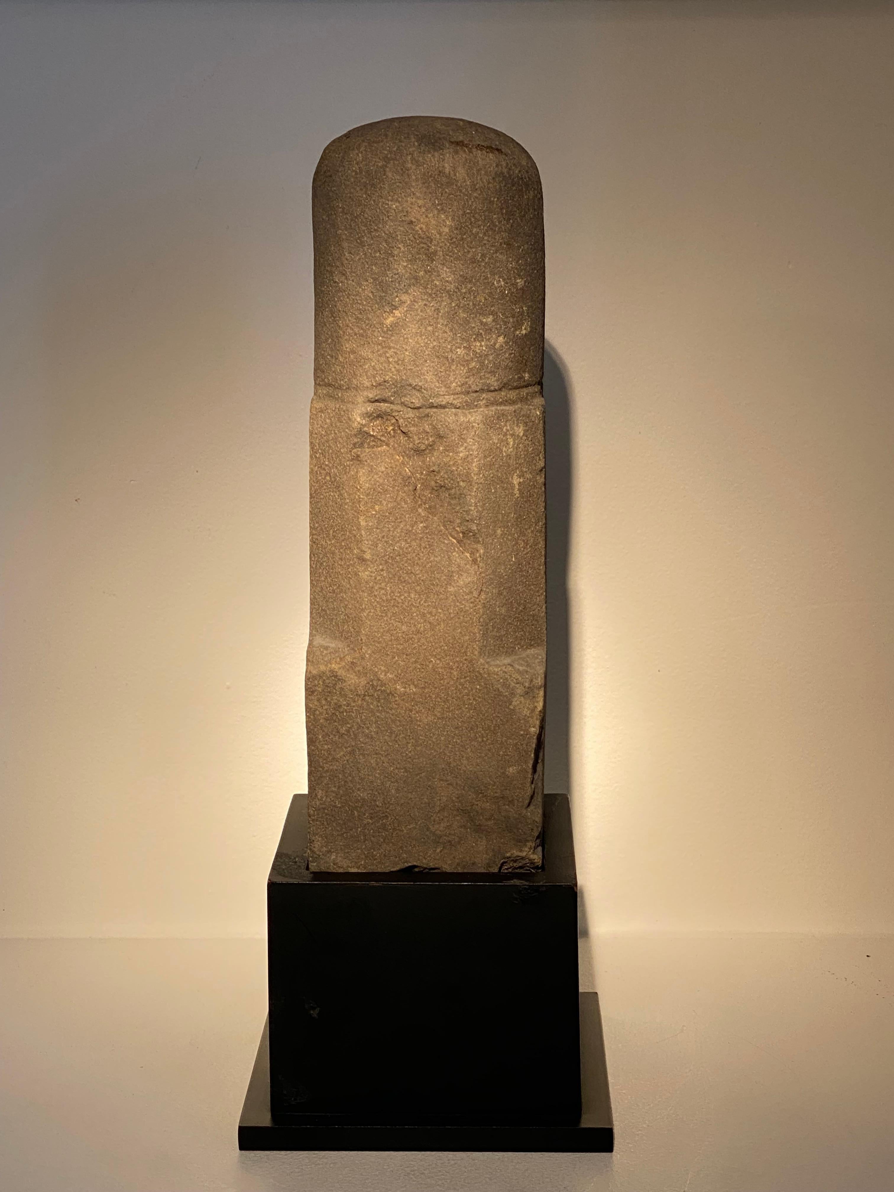 Beautiful antique Sandstone Shiva Lingam from South-East-Asia,
Khmer Period, 12-13 th Century, Thailand-Cambodia Region,
this Hindu magical stone was used as a fertility and well-being object giving
power and energy,
the 3 parts representing the 3
