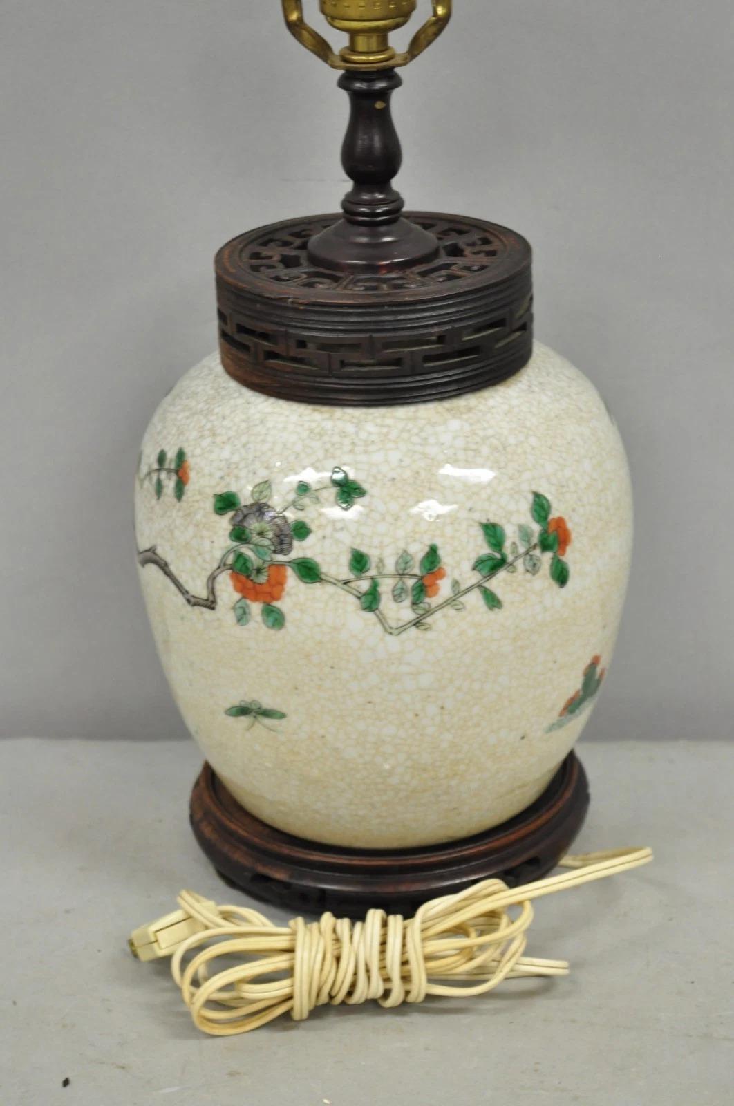 Antique Oriental Porcelain Bulbous Vase Bird Painted Table Lamp w/ Shade For Sale 4