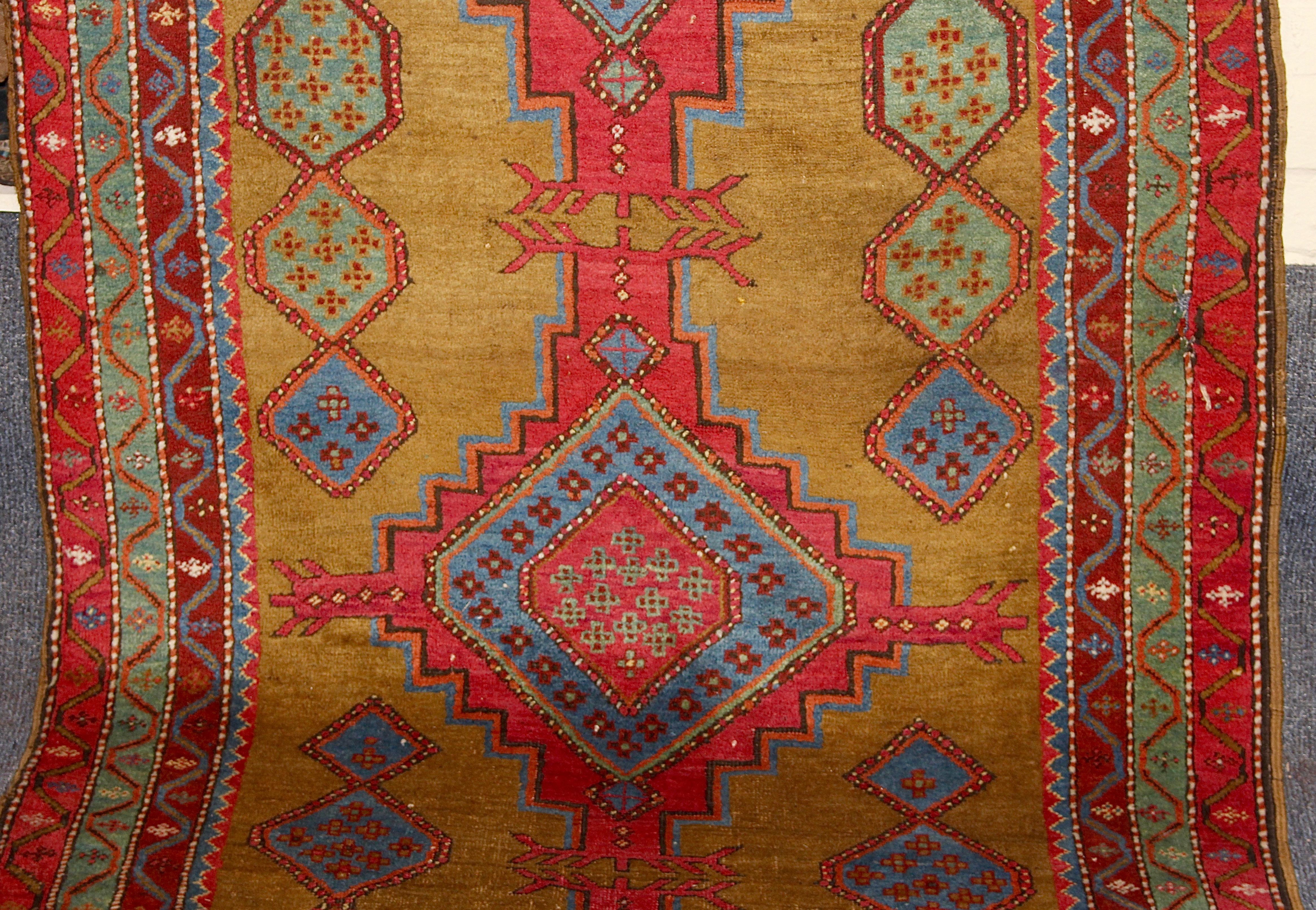 Antique Oriental Rug, Long Runner, Orient Carpet In Fair Condition For Sale In Berlin, DE
