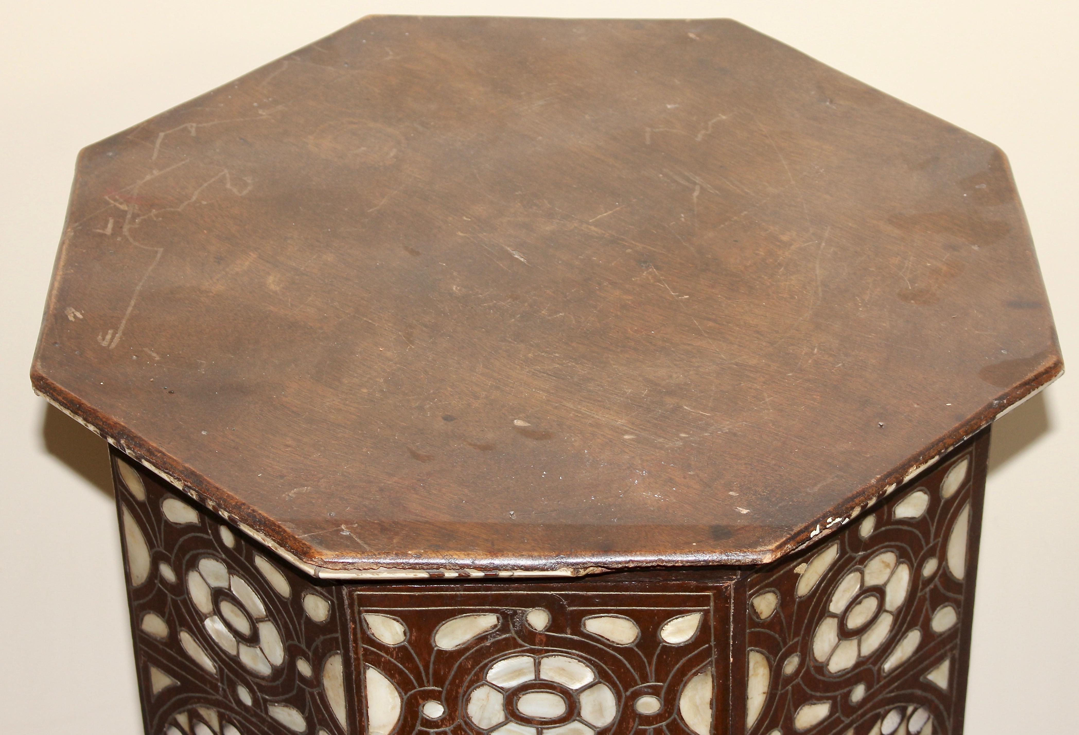 Wood Antique, Oriental Side, Tea or Game Table, Mother-of-pearl Inlays, 19th Century For Sale