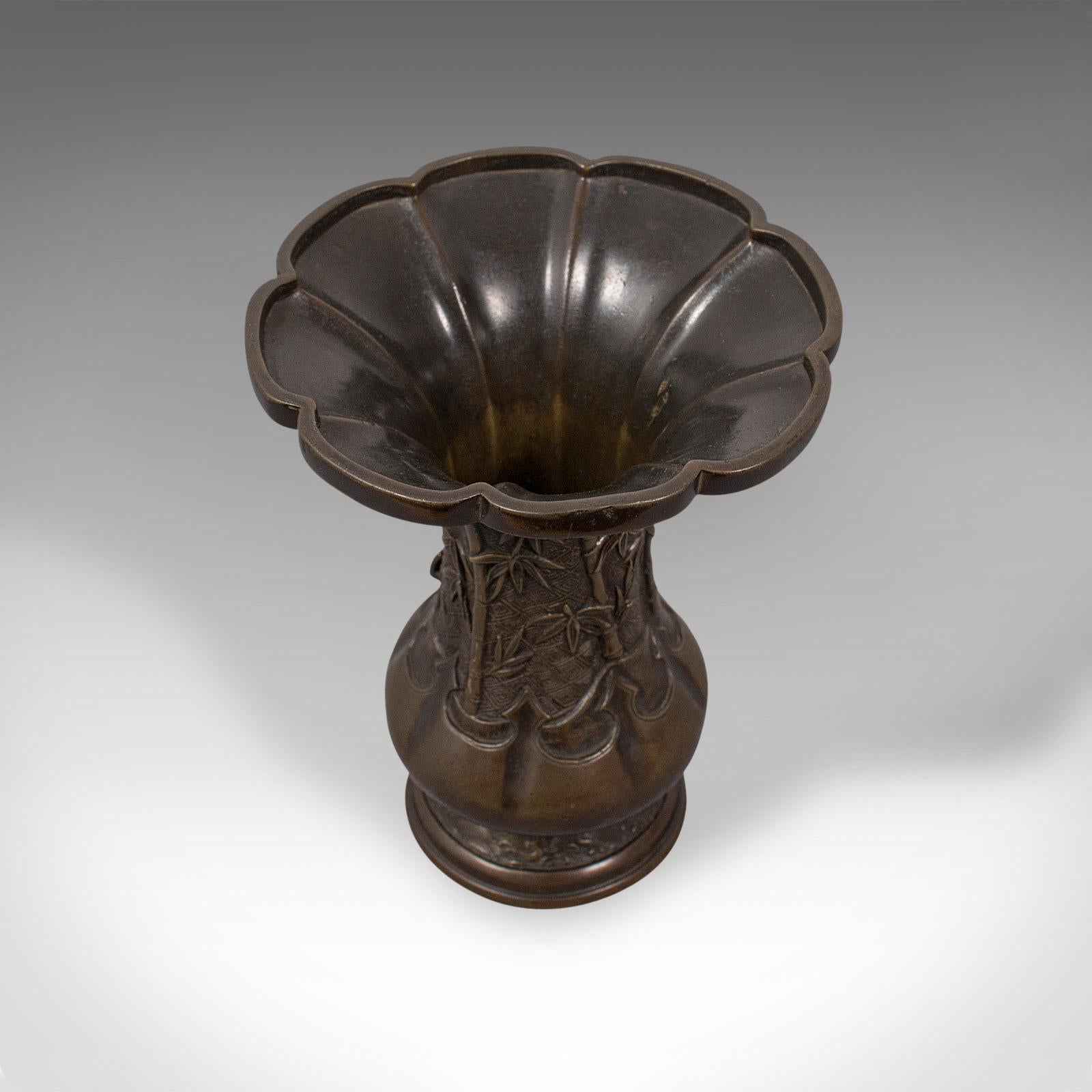 Antique Oriental Vase, Chinese, Bronze, Decorative Baluster Urn, Victorian, 1900 In Good Condition For Sale In Hele, Devon, GB