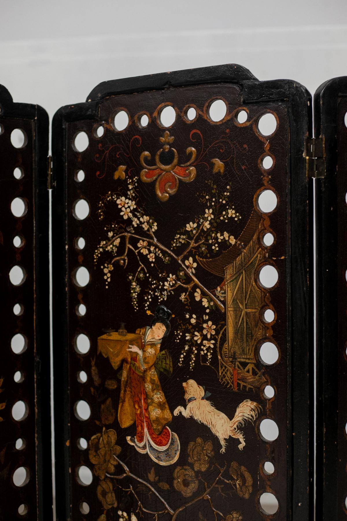 Anglo-Japanese Antique Oriental Wooden Screen with English Lacquer