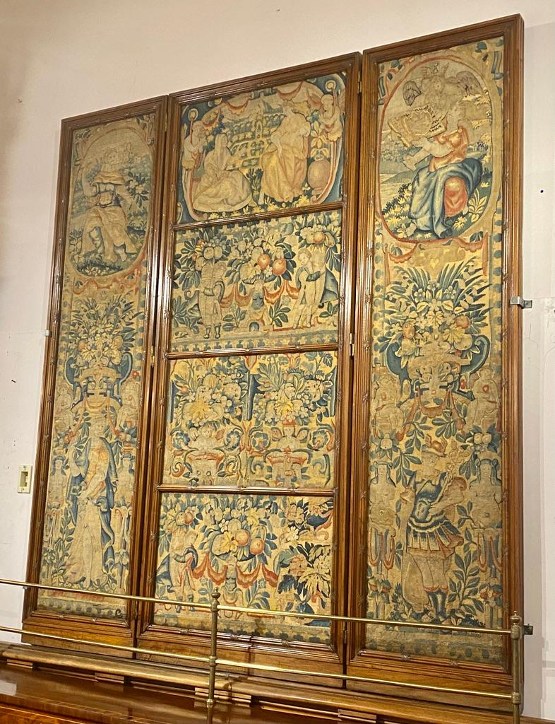 Belgian Antique Original 18th Century Flemish Tapestry Folding Screen, circa 1770-1790 For Sale