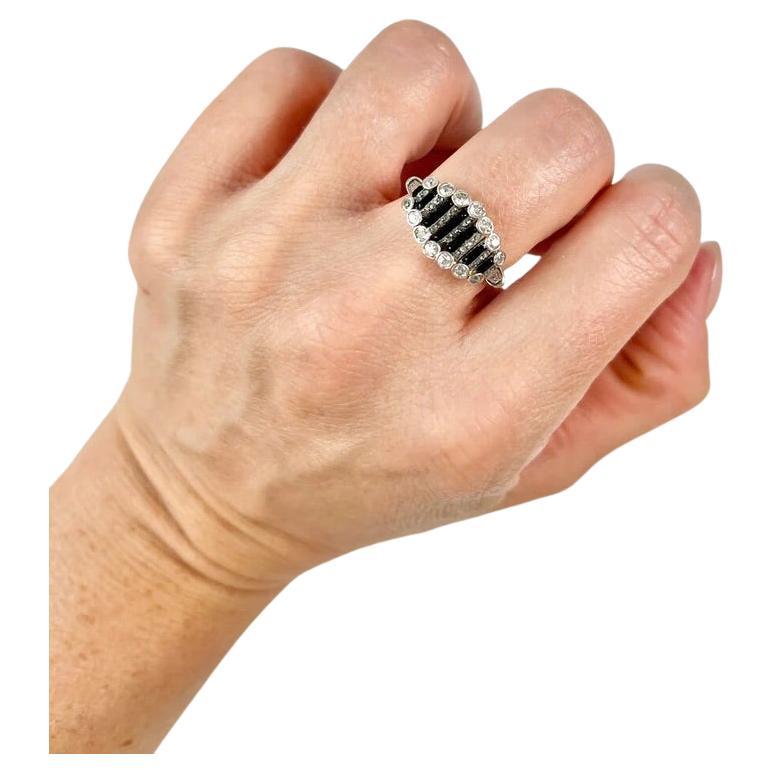 Antique Original 1920s Platinum, Art Deco 0.70ct Diamond and Onyx Cocktail Ring For Sale